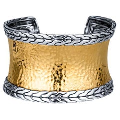 John Hardy Palu 22 Karat Gelbgold & Sterlingsilber gehämmerte Manschette