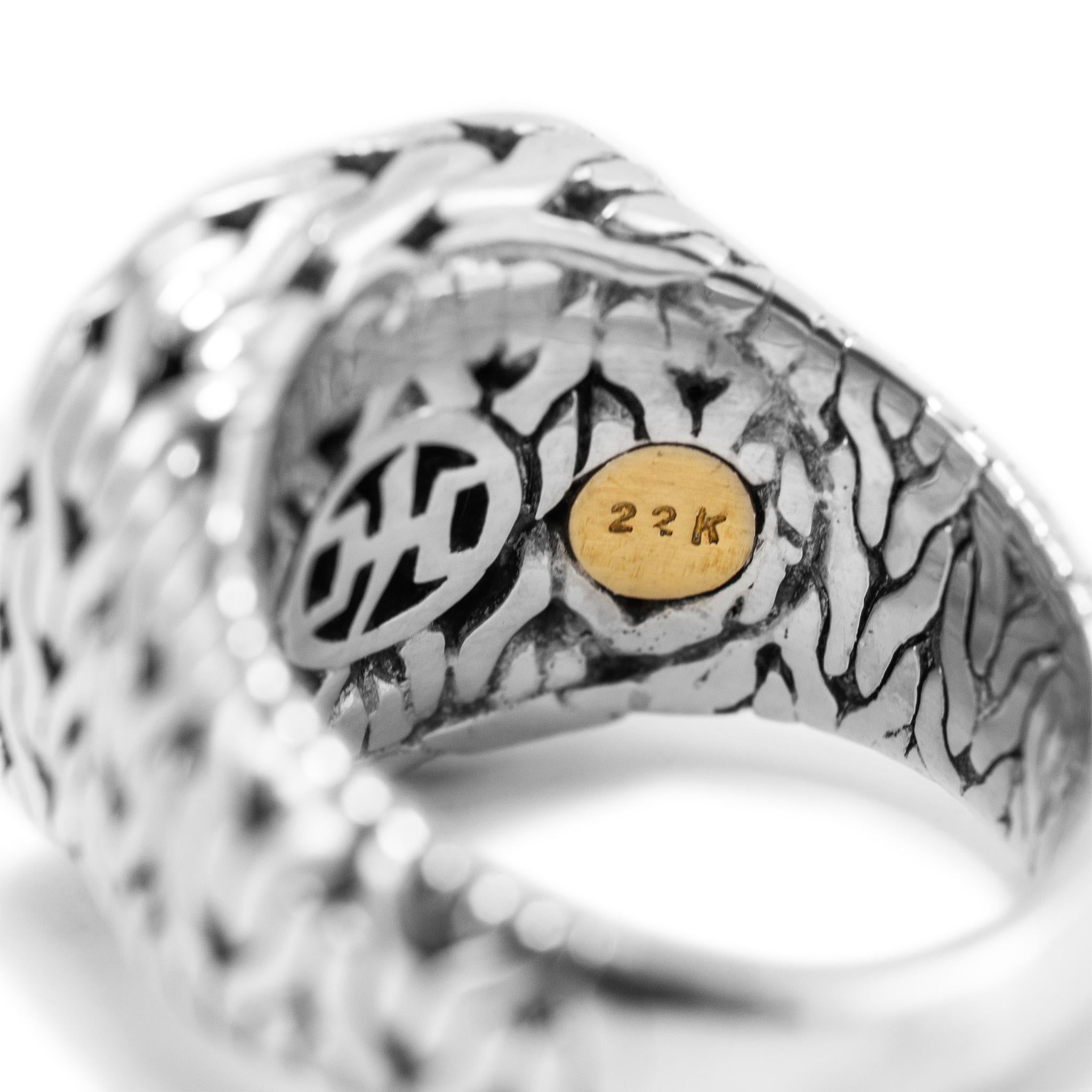 Anillo de cóctel martillado John Hardy Palu de oro amarillo de 22 quilates y plata de ley 925 en venta 3
