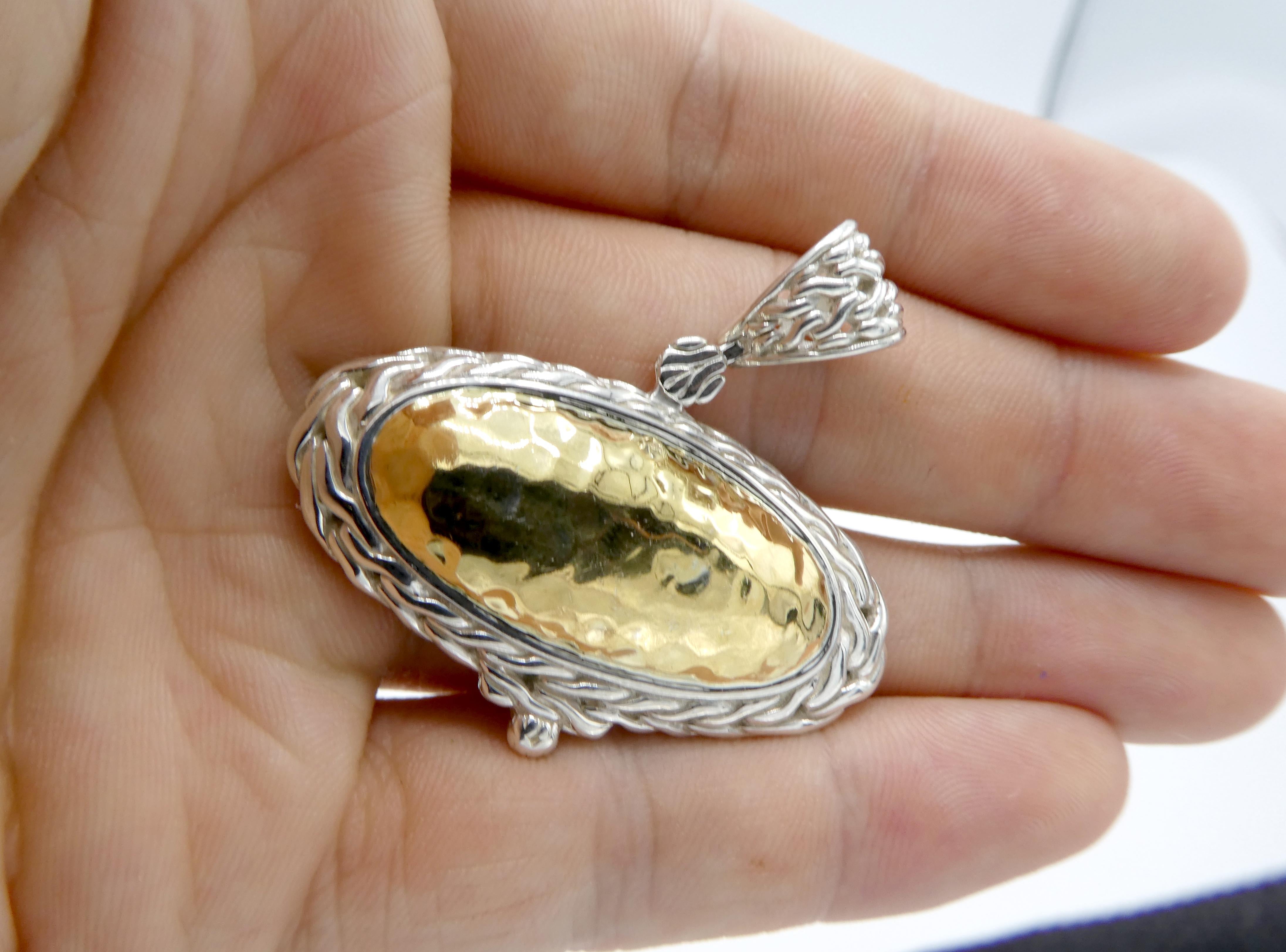 John Hardy Palu Oval Sterling Silver and 22 Karat Gold Hammered Pendant In Good Condition In  Baltimore, MD
