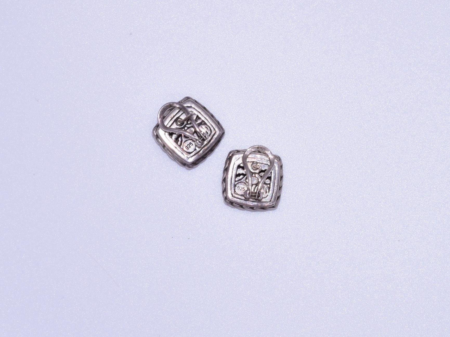 John Hardy Palu Sterling Silver Stud Earrings In Good Condition In New York, NY