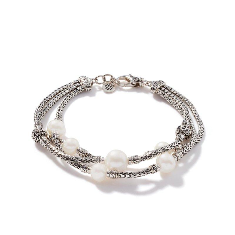 Codice stile: BB90653
Metallo: Argento massiccio
Calibro: 19,5MM
Chiusura: Chiusura ad aragosta