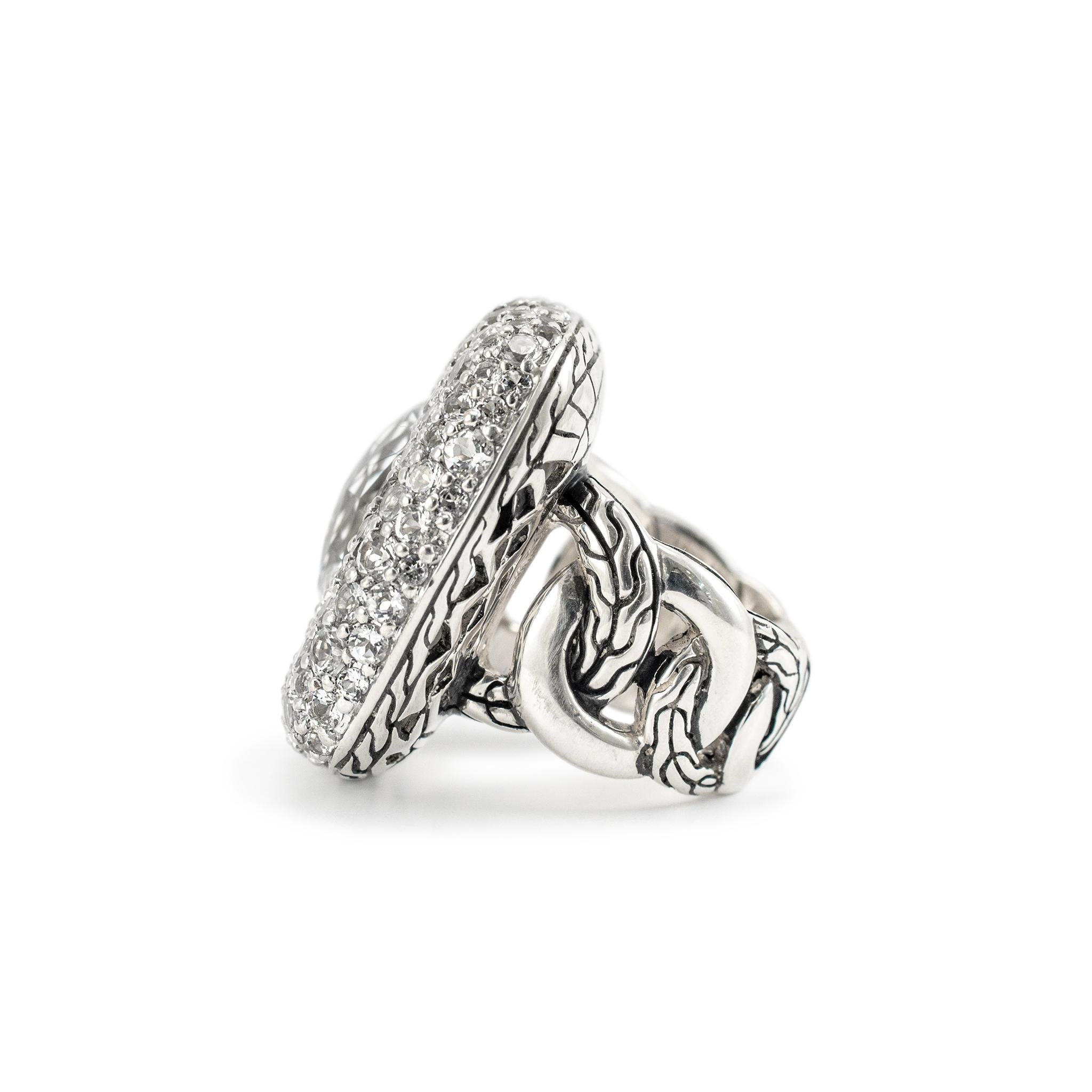 Taille coussin John Hardy, bague cocktail Batu Klasik, topaze blanche vieillie en vente