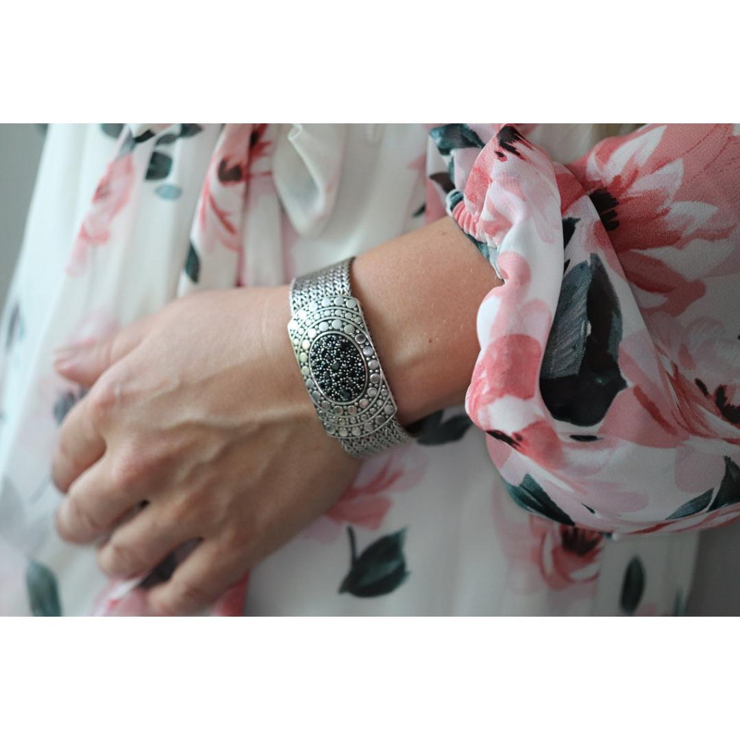 John Hardy Sterling Black Silver Sapphire Bracelet. John Hardy Pebble Pave Dot For Sale 3