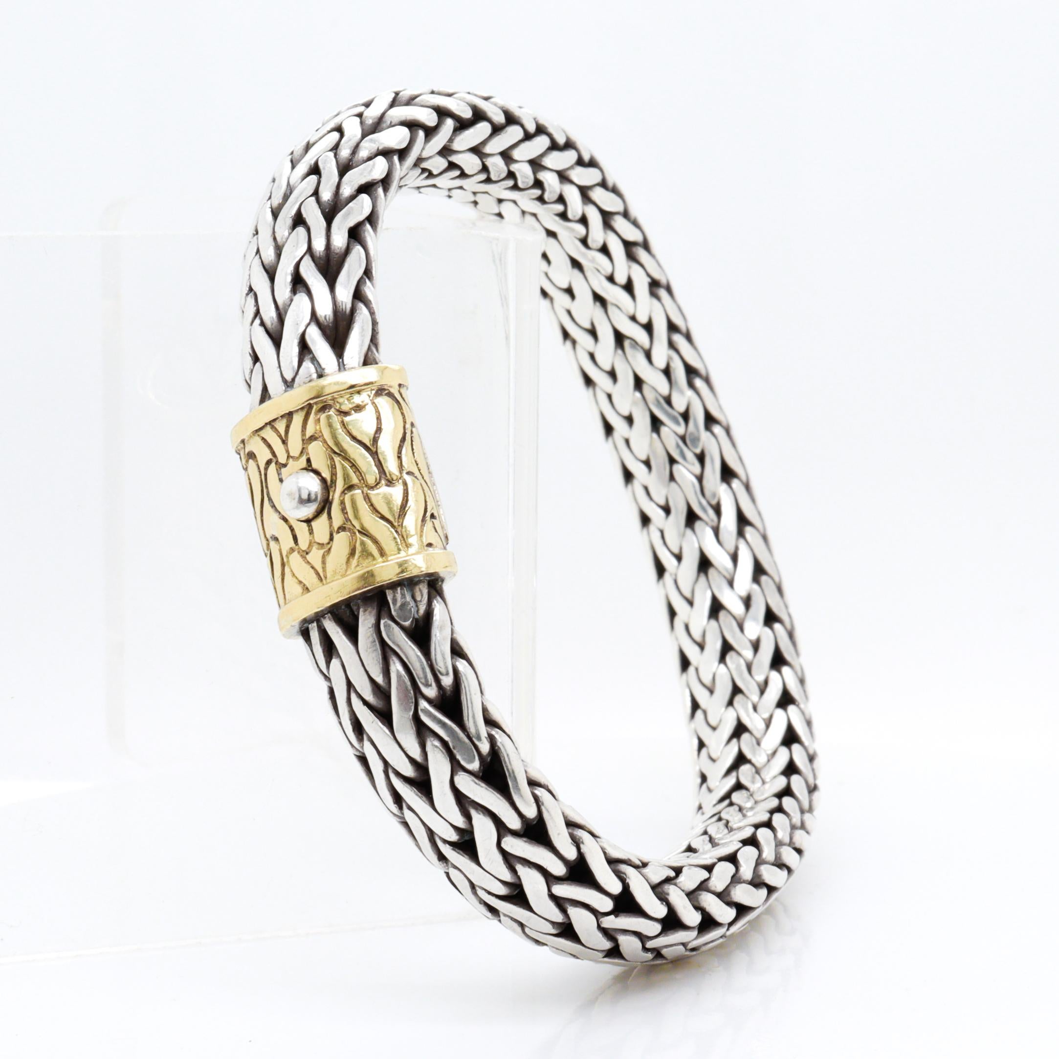 Modern John Hardy Sterling Silver & 18K Gold Clasp 6.5 mm Wheat Bracelet For Sale