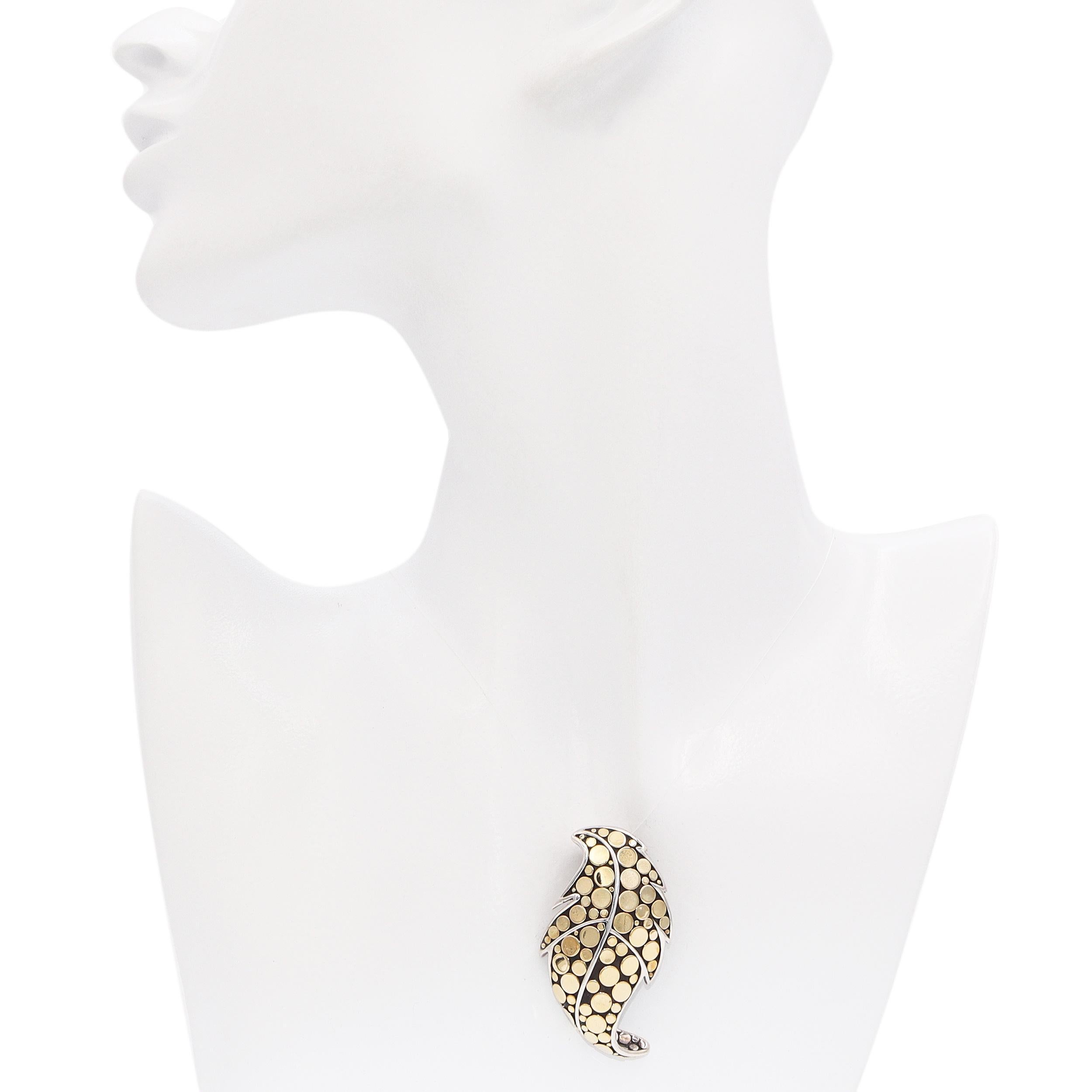 John Hardy Ciondolo in argento sterling e oro 18 carati Dot Dot Leaf In condizioni buone in vendita a New York, NY