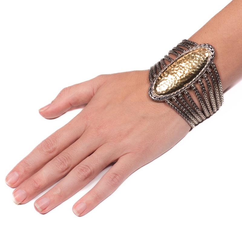 John Hardy Sterling Silver & 22 Karat Gold Palu Bracelet In Good Condition For Sale In Houston, TX