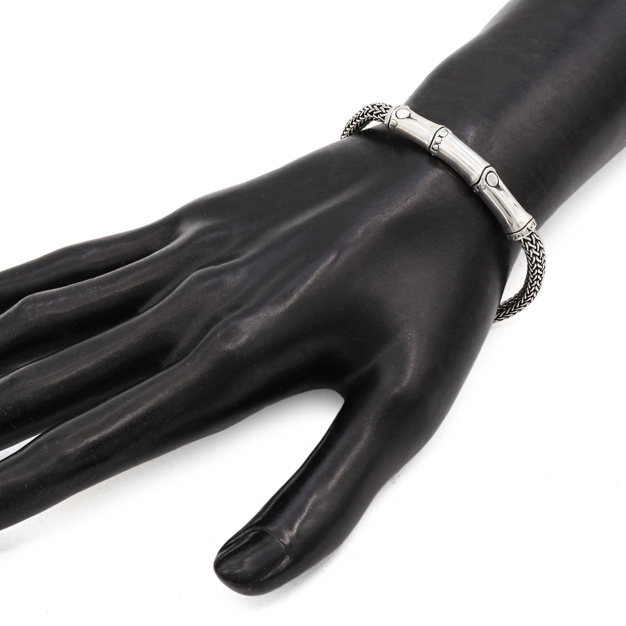 Conjunto de pulsera y pendientes de aro de bambú de plata de ley John Hardy en Bueno estado para la venta en New York, NY