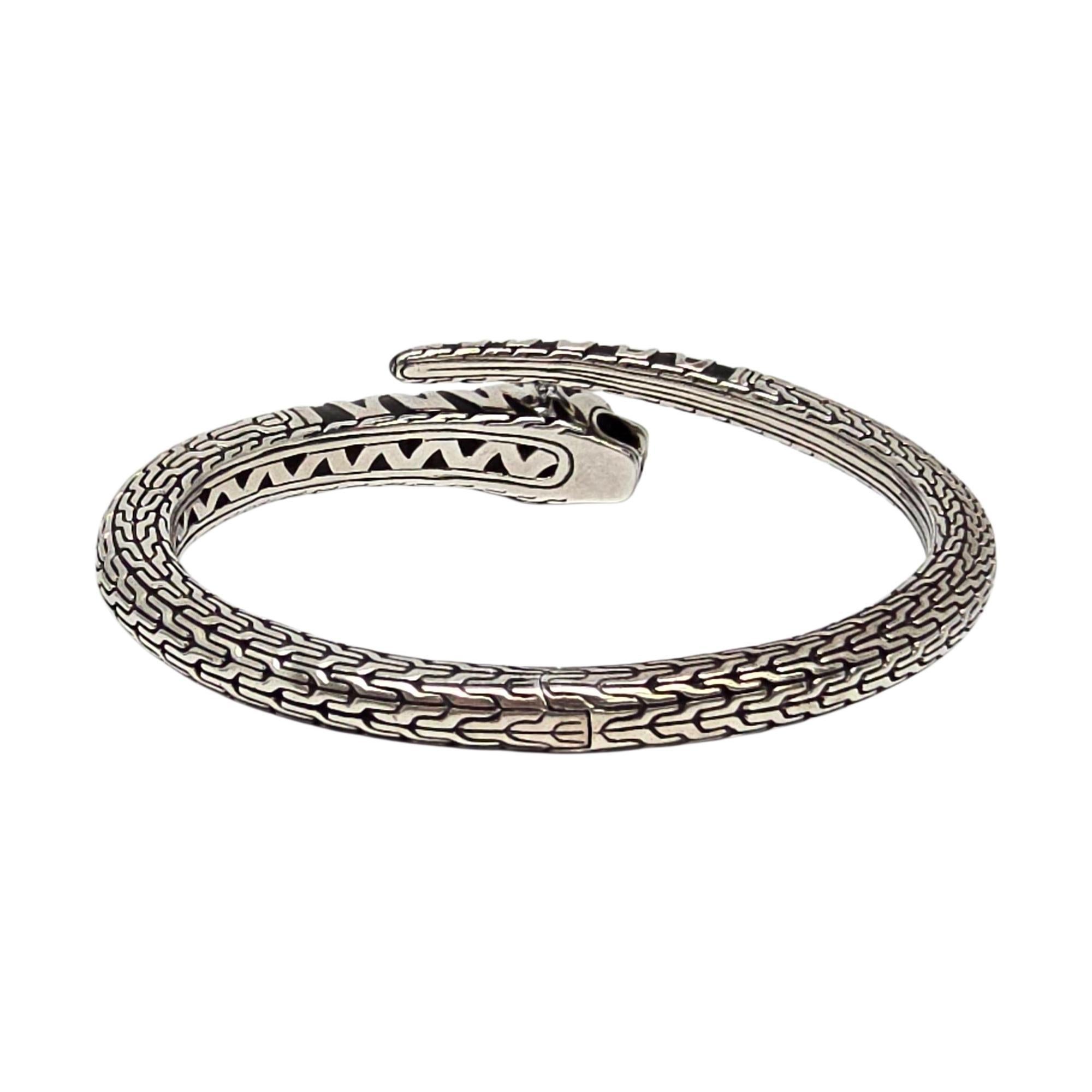 John Hardy Sterling Silver Diamond Legends Macon Tiger Bangle Bracelet #22213 In Good Condition For Sale In Washington Depot, CT