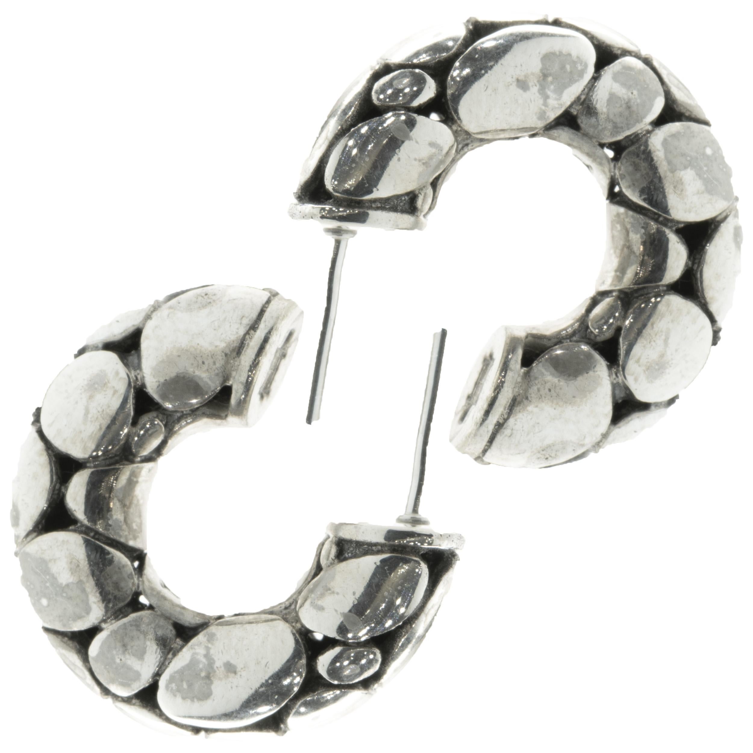 Designer: John Hardy
Material: Sterling Silver 
Dimensions: earrings measure 21mm long
Weight: 10.20 grams
