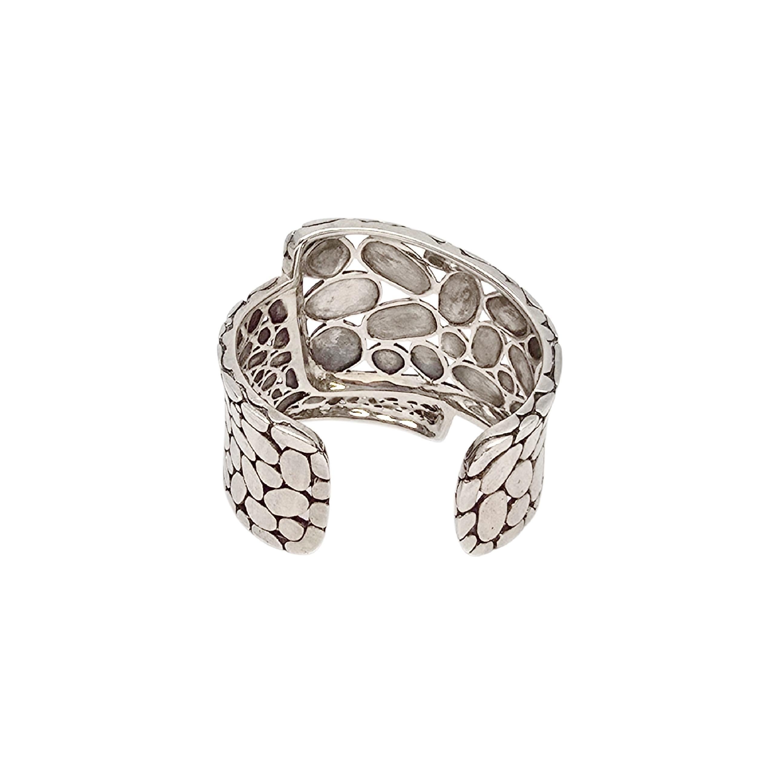 John Hardy Sterling Silver Kali Wide Overlap Cuff Bracelet #22278 In Good Condition For Sale In Washington Depot, CT