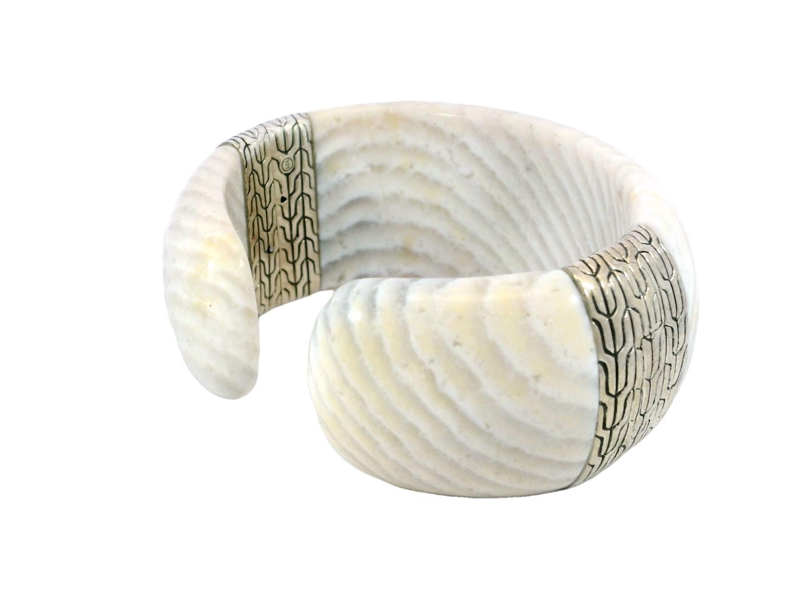 Modern John Hardy White Agate Cuff Bracelet Sterling Silver Fit Size 7 Inches For Sale
