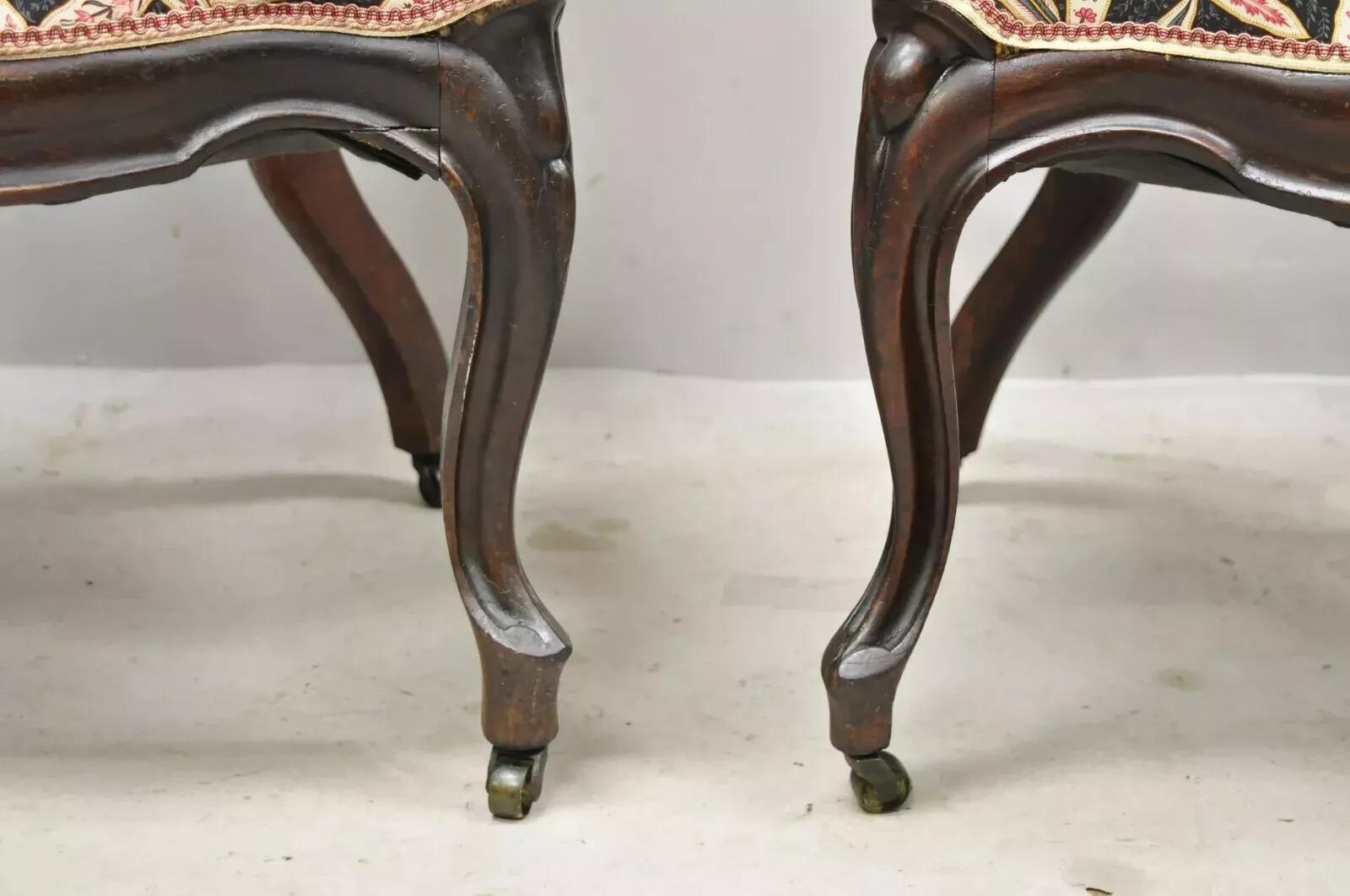 John Henry Belter Sillones de salón victorianos de palisandro laminado - un par en venta 5