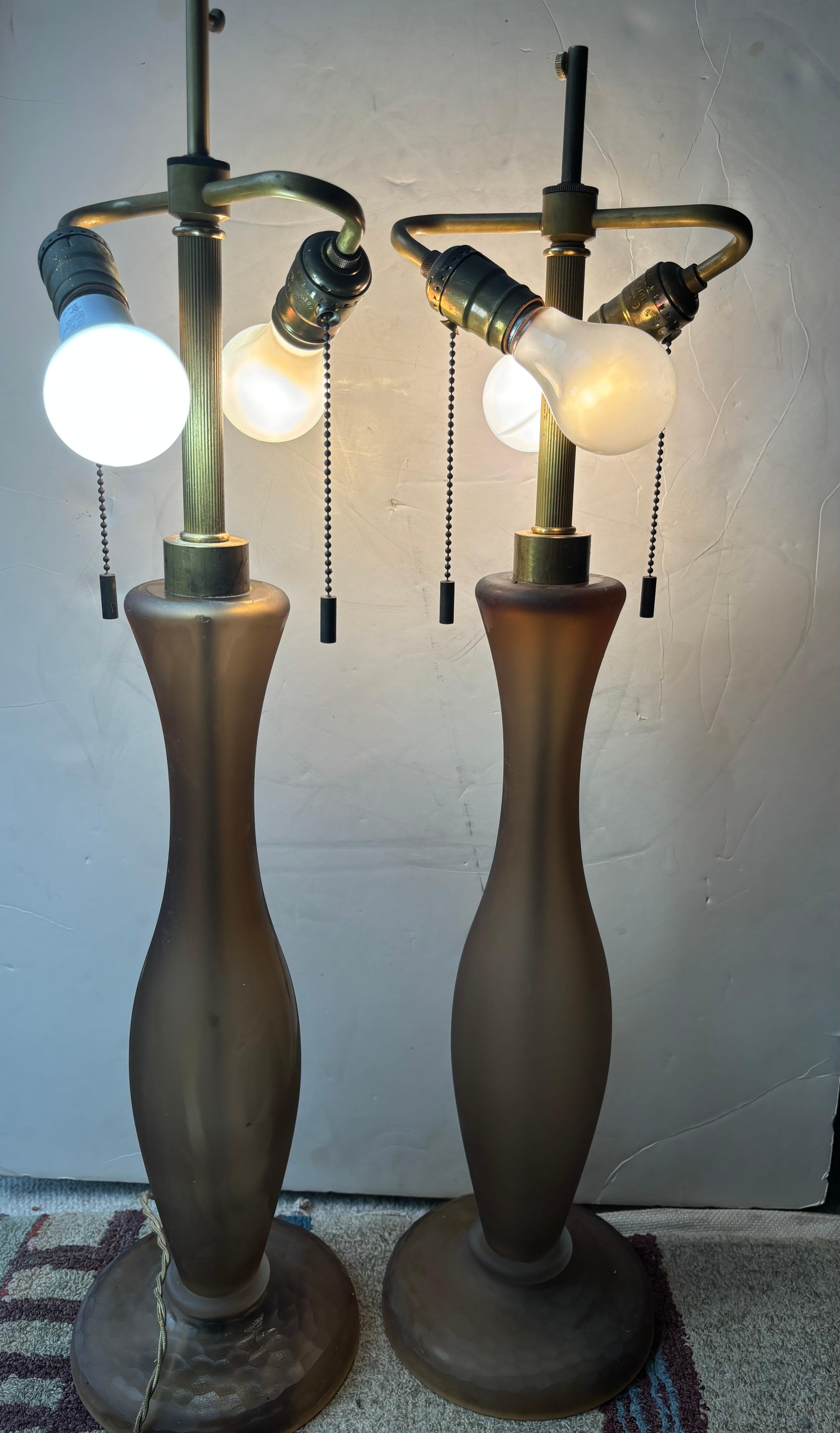 Fin du 20e siècle John Hutton , signé  Paire de lampes de Murano, Battuto travaillant pour Donghia en vente