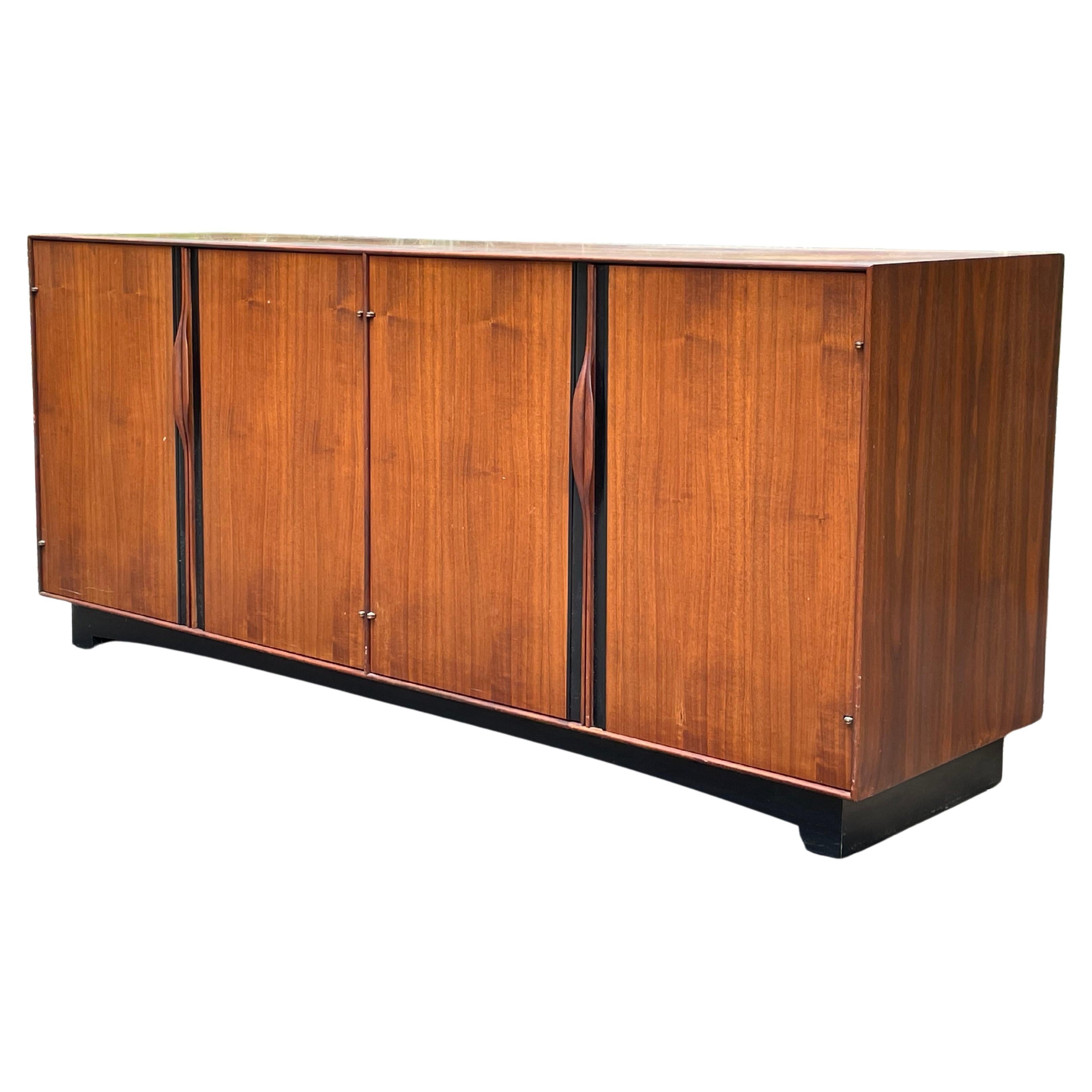 John Kapel Credenza for Glenn of California, Circa 1960s 2