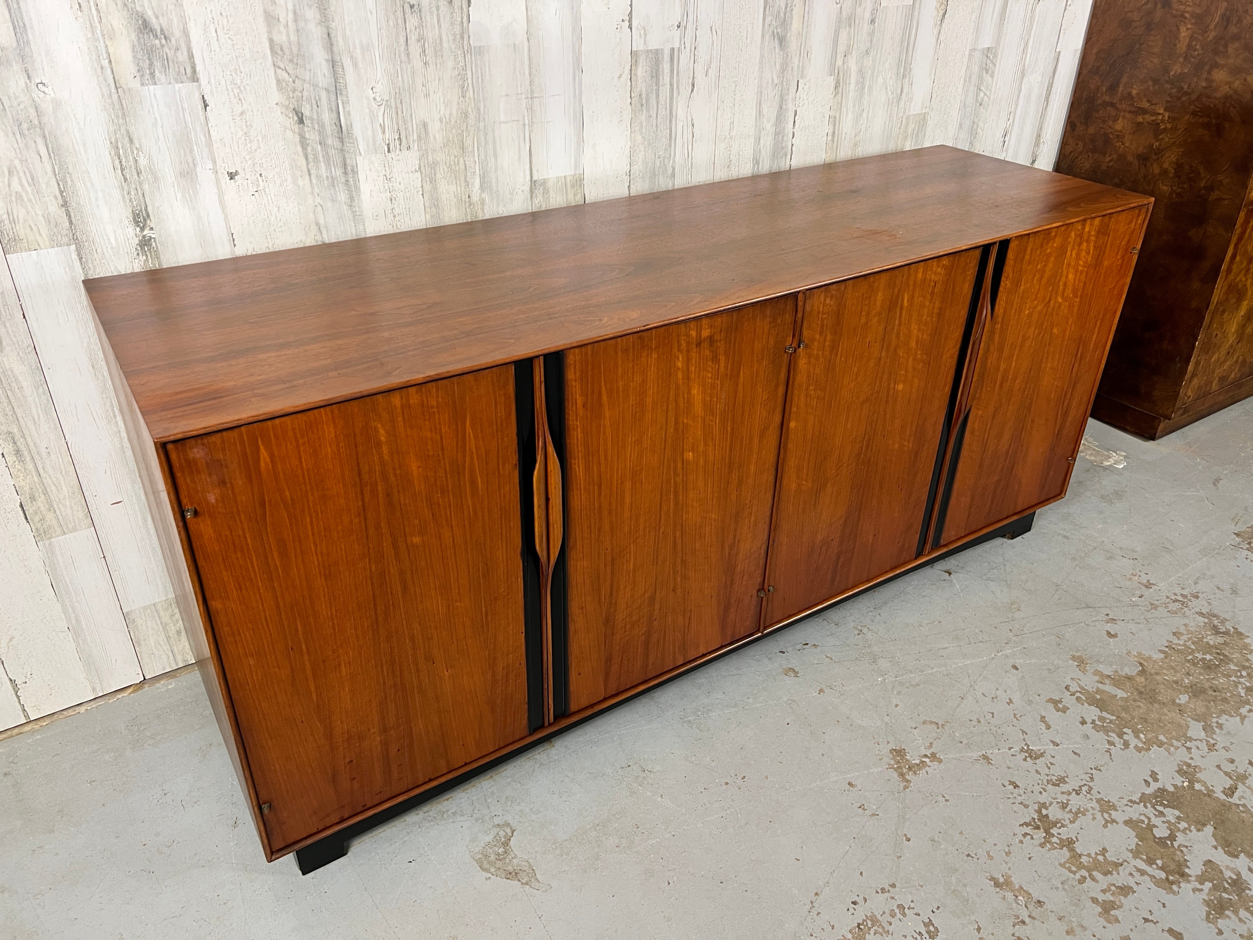 John Kapel for Glenn of California Credenza In Good Condition For Sale In Denton, TX