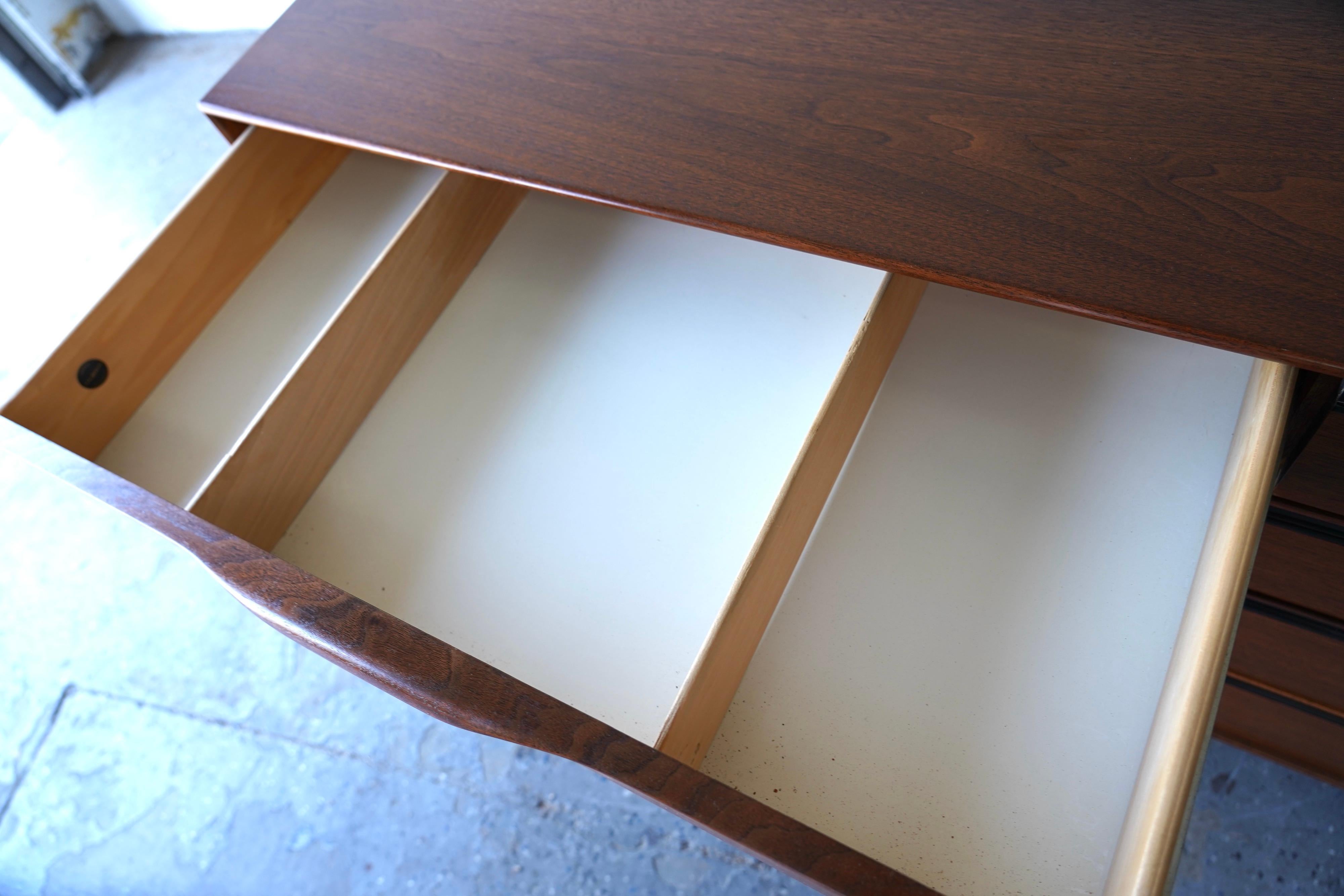 John Kapel Mid Century Modern Walnut Dresser Glenn of California For Sale 1