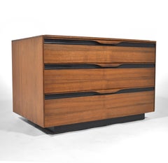 Table de nuit/commode John Kapel par Glenn of California