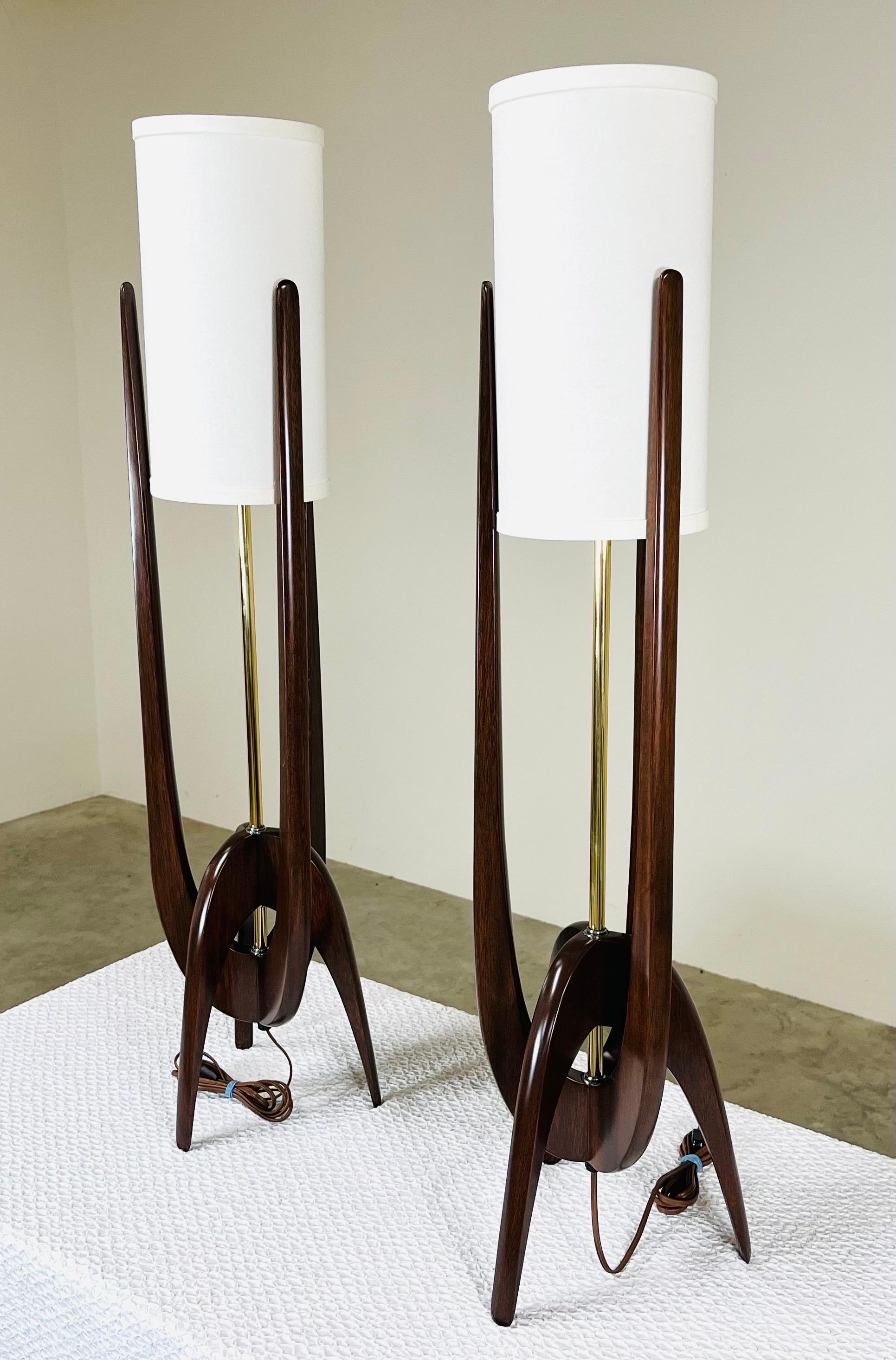 John Keal Attr. Skulpturale Trident-Tischlampen für Modeline of California (amerikanisch) im Angebot