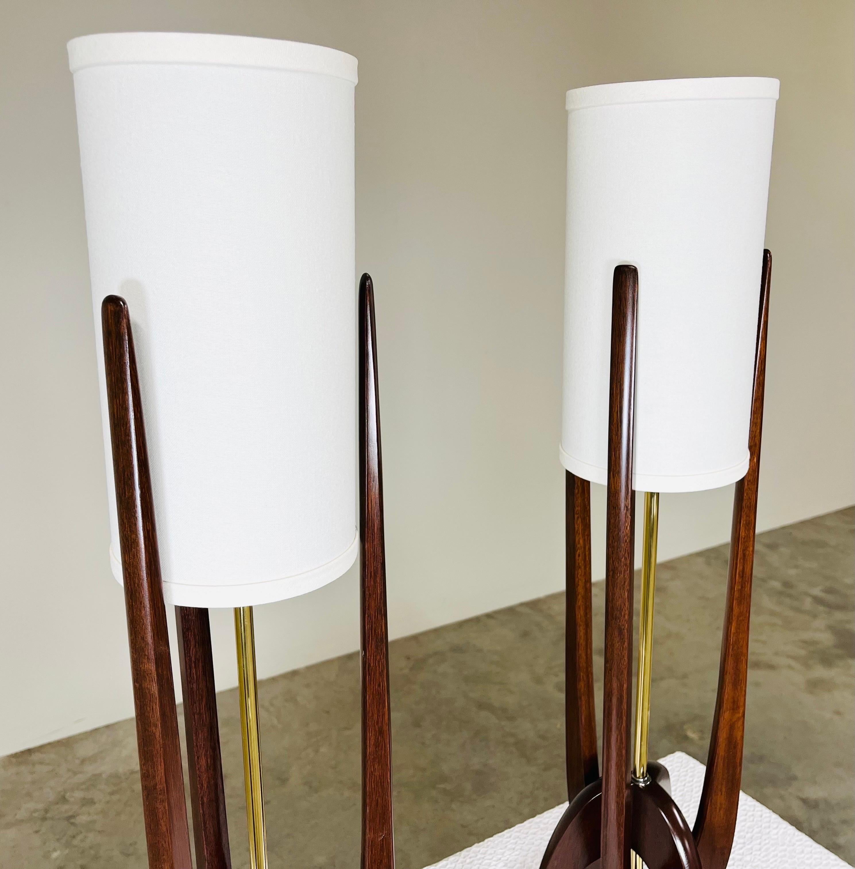 Steel John Keal Attributed. Sculptural Trident Table Lamps for Modeline of California For Sale