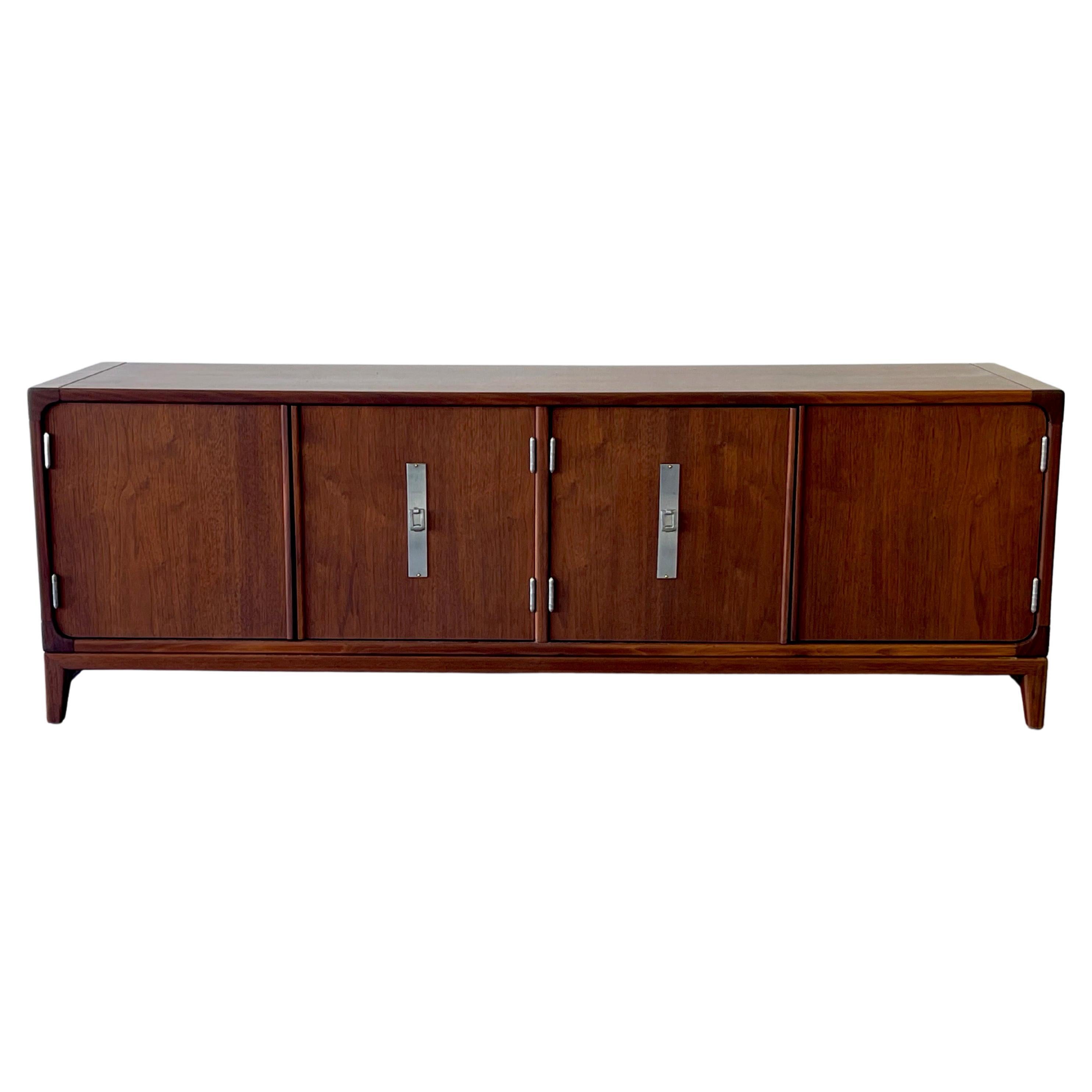 John Keal Brown-Saltman Mid-Century Modern Low Credenza, Record, Stereo Cabinet