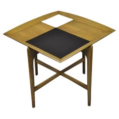 John Keal Brown Saltman Skulpturaler Nussbaum Mid Century Danish Modern Beistelltisch