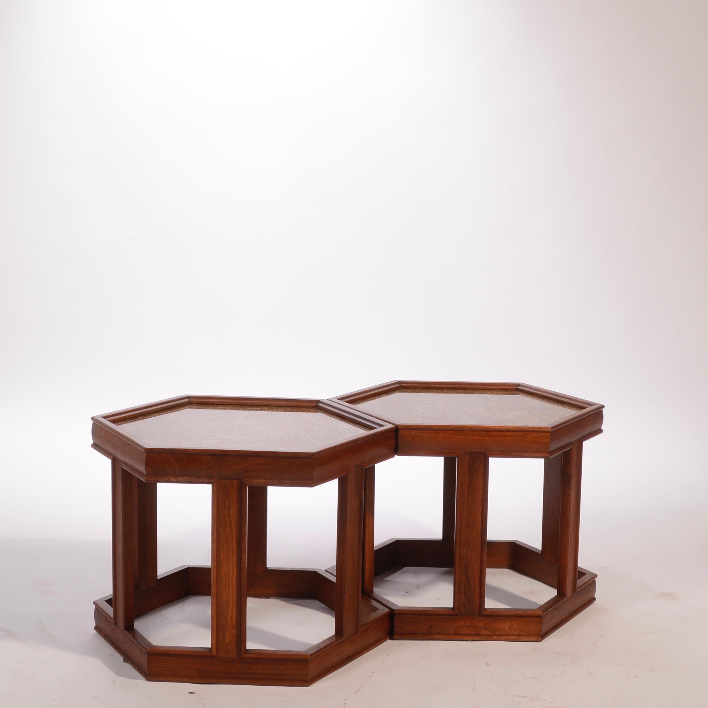 Mid-Century Modern Tables d'extrémité hexagonales John Keal pour Brown Saltman en vente