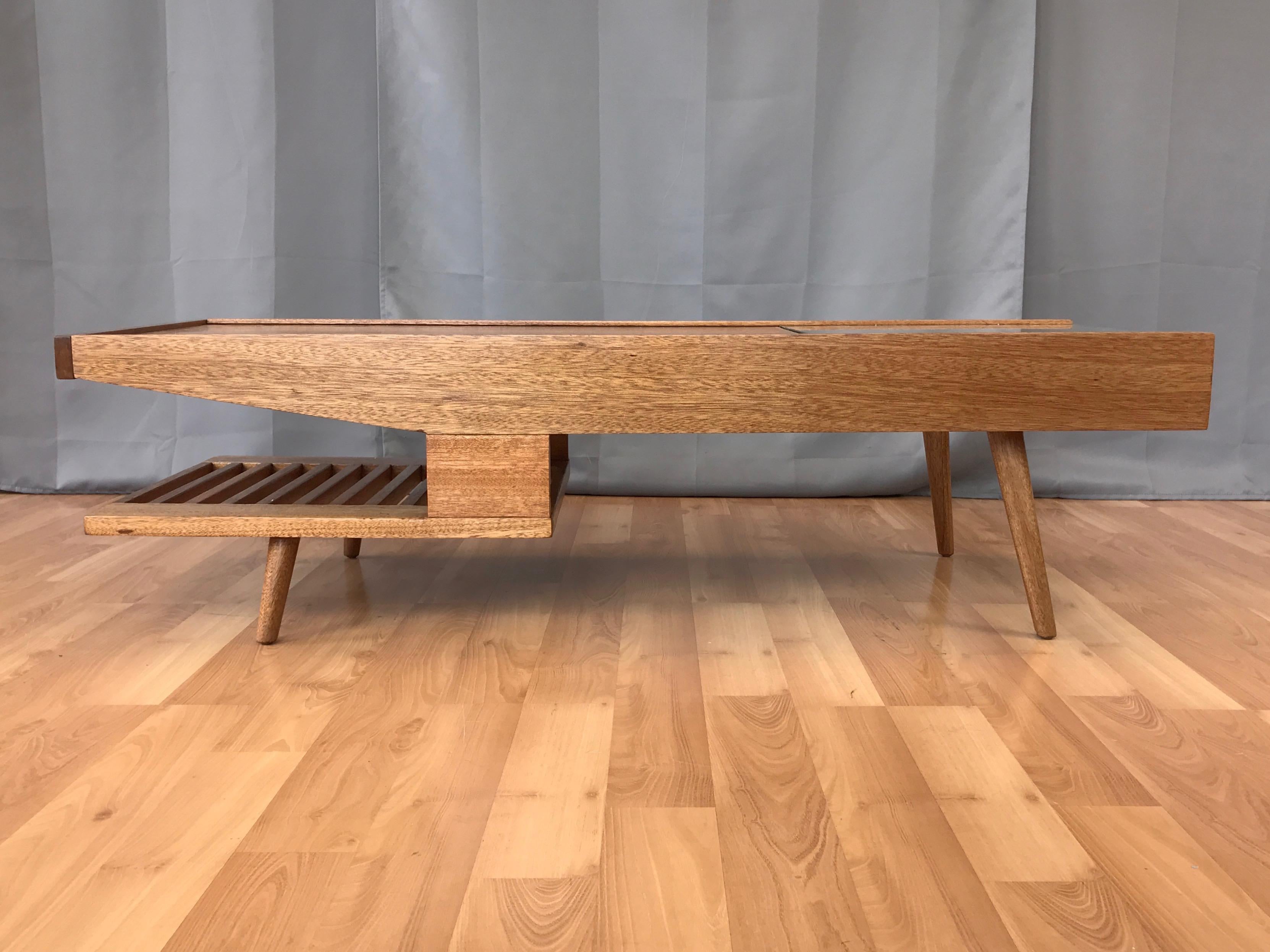 American John Keal for Brown-Saltman Mahogany Coffee Table with Built-In Warmer, 1950s