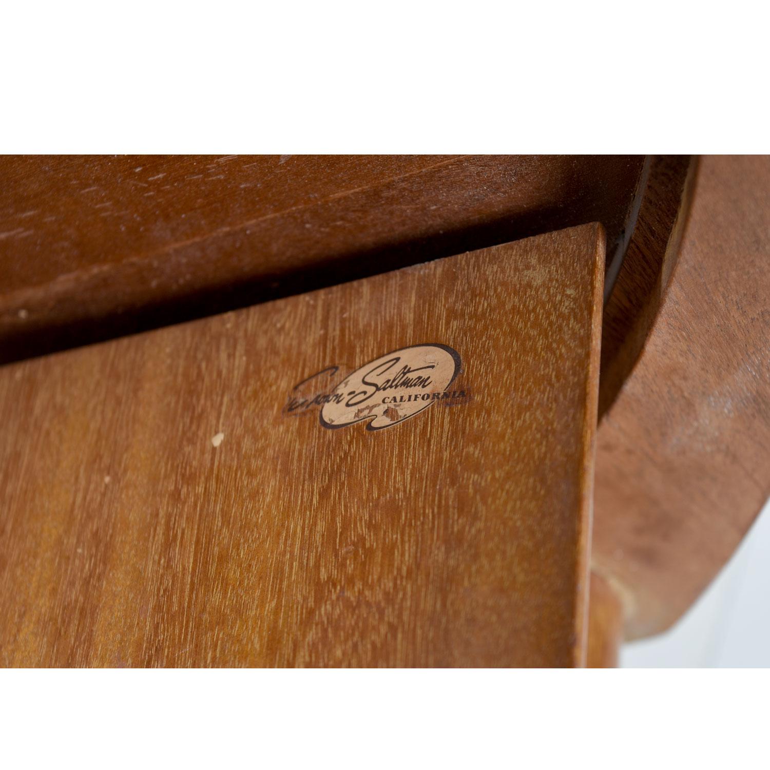 John Keal for Brown-Saltman Mahogany Drum Table Lazy Susan Cocktail Table 1950s In Excellent Condition In Chattanooga, TN