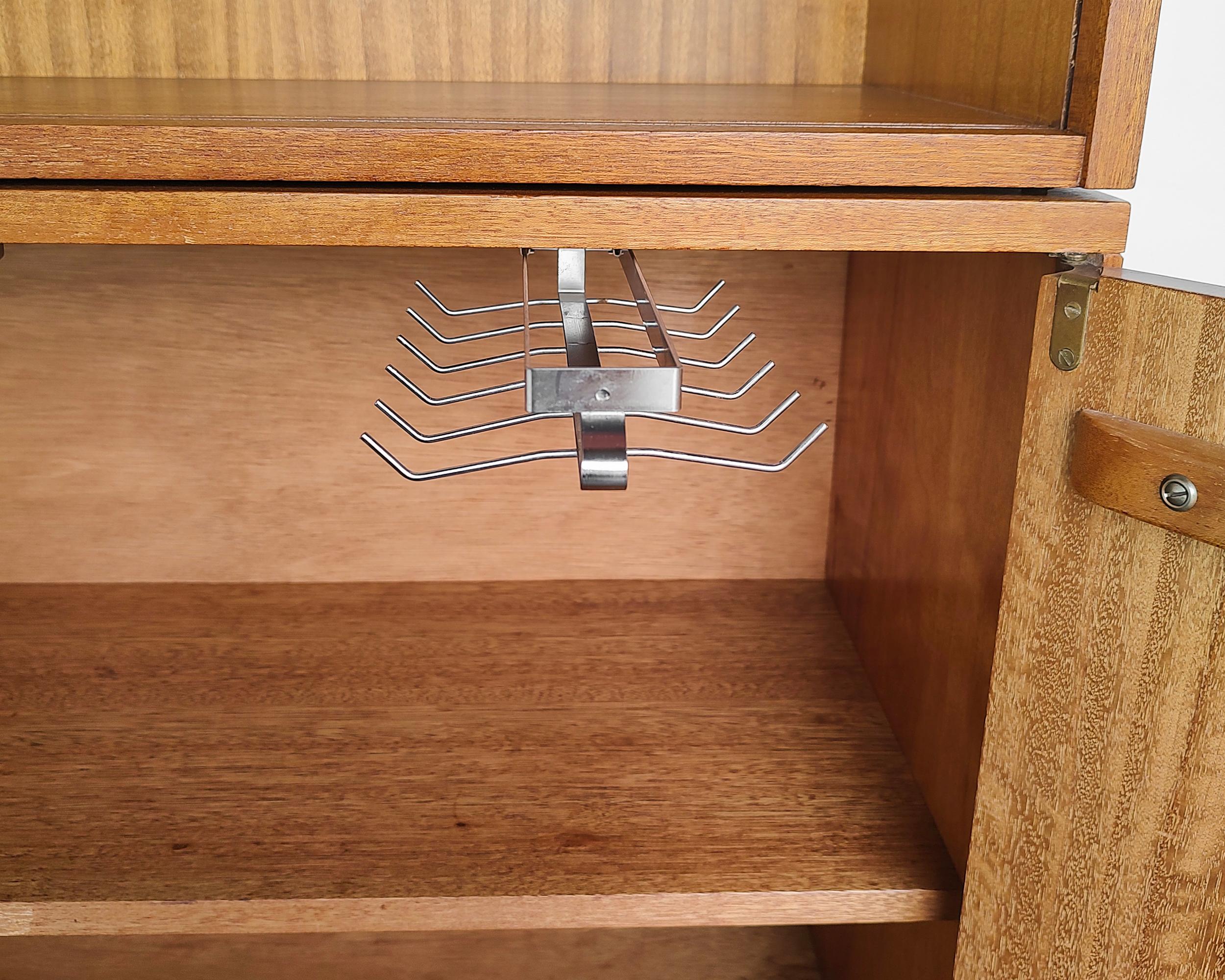 John Keal for Brown Saltman Mahogany Wood and Glass Cabinet Buffet 1960s For Sale 1