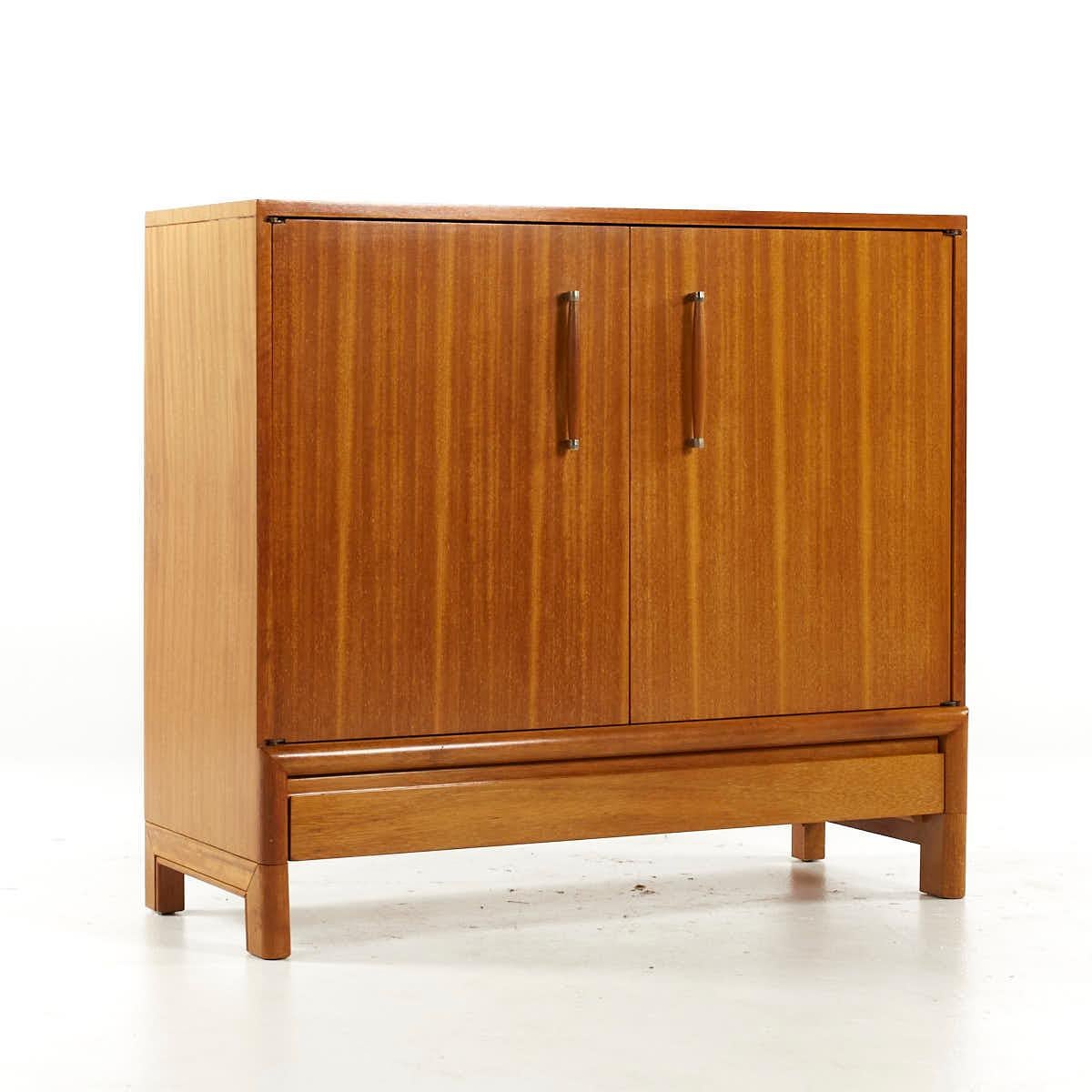 American John Keal for Brown Saltman Mid Century Bleached Mahogany Buffet and Hutch For Sale