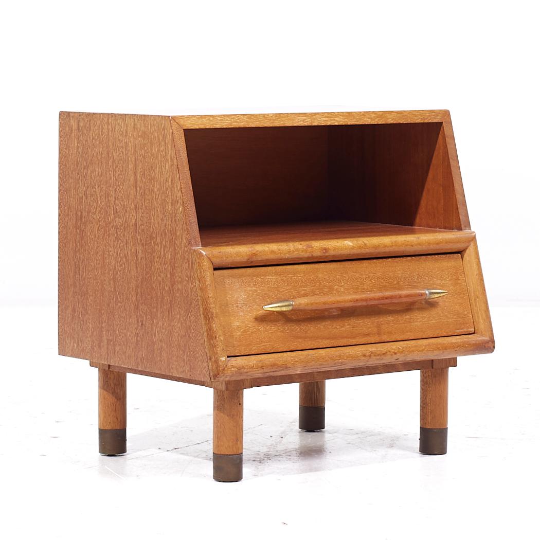 American John Keal for Brown Saltman Mid Century Bleached Mahogany Nightstands - Pair For Sale