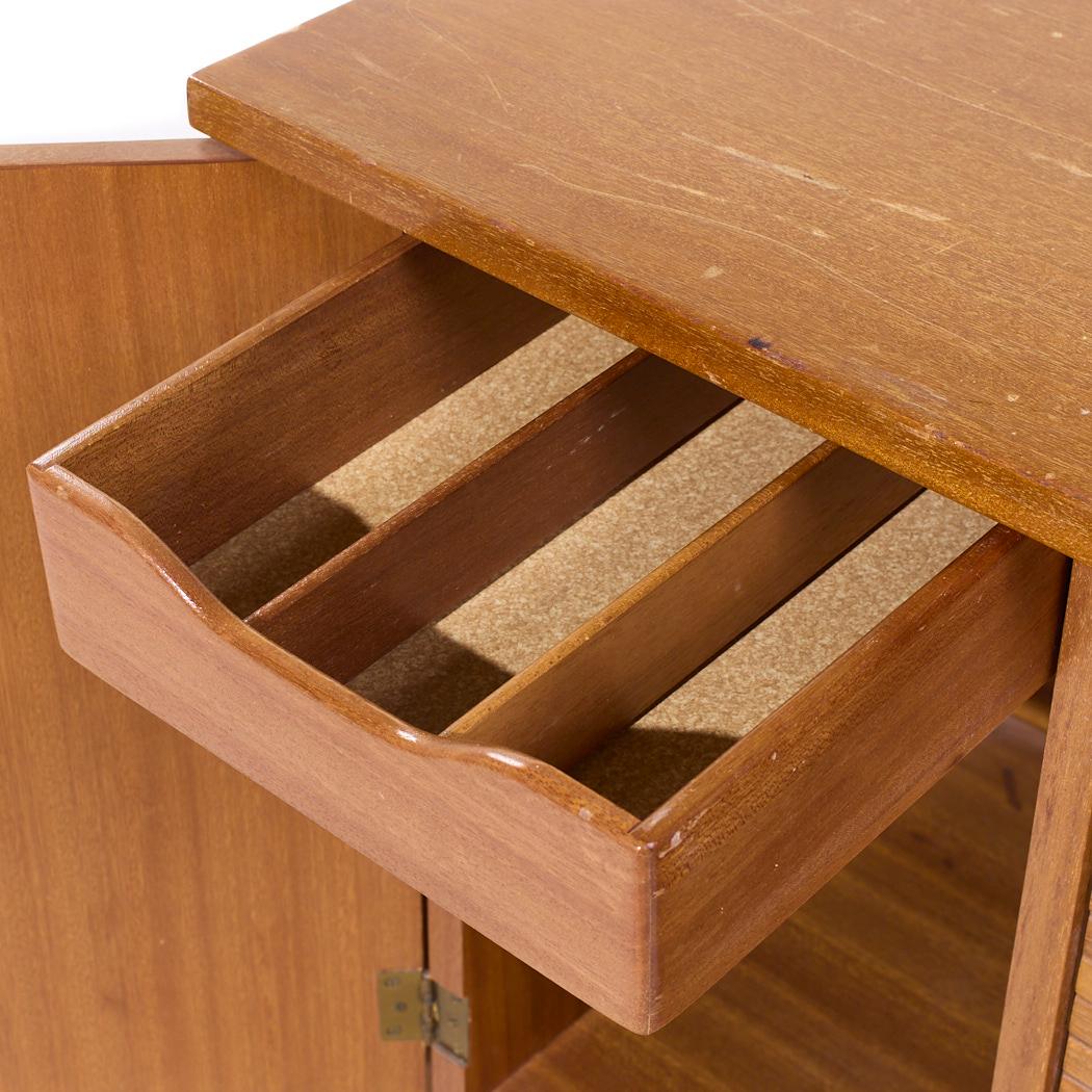John Keal per Brown Saltman Credenza con ante a tamburo in mogano sbiancato della metà del secolo scorso in vendita 2