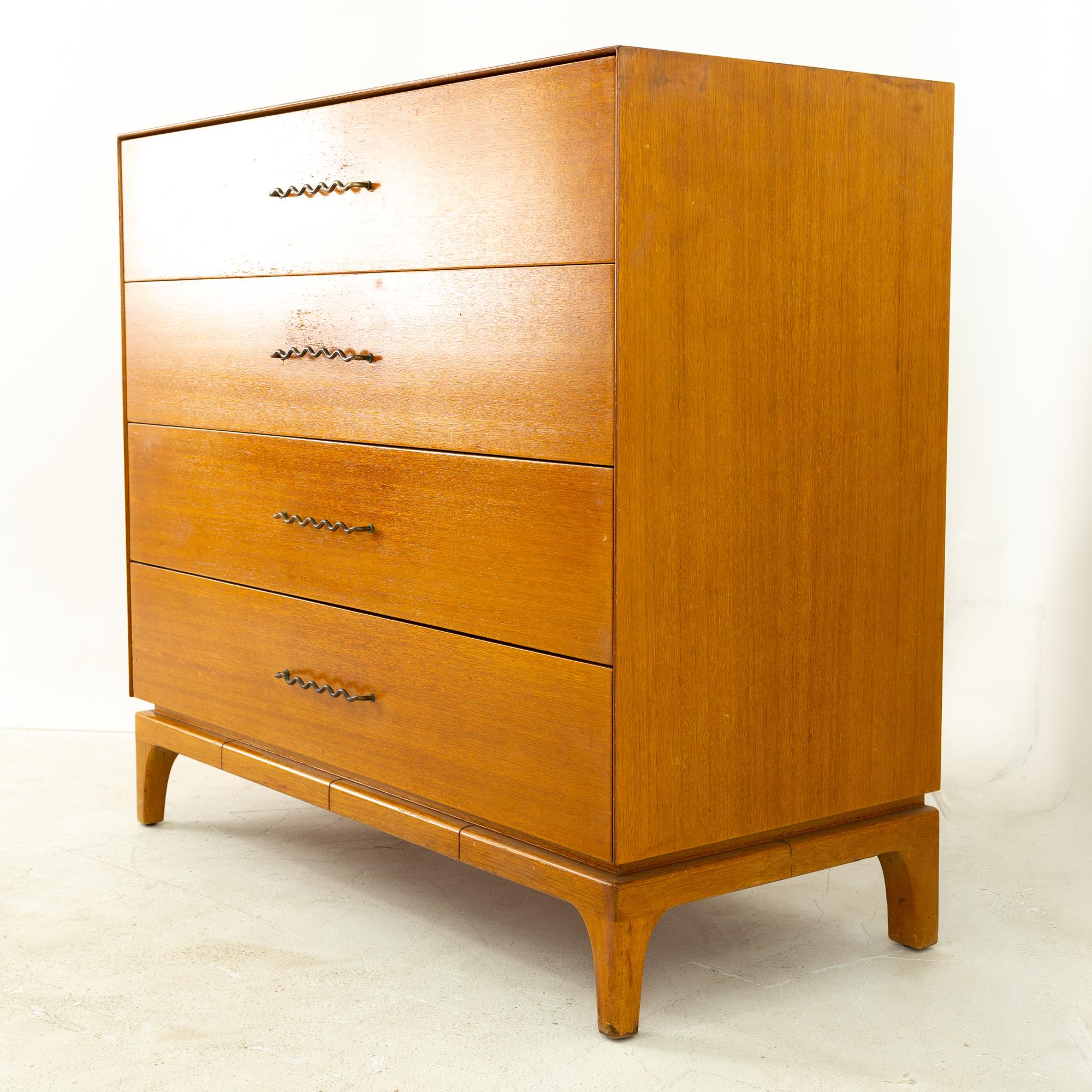 John Keal for Brown Saltman Mid Century Mahogany 4-Drawer Highboy Dresser In Excellent Condition In Countryside, IL