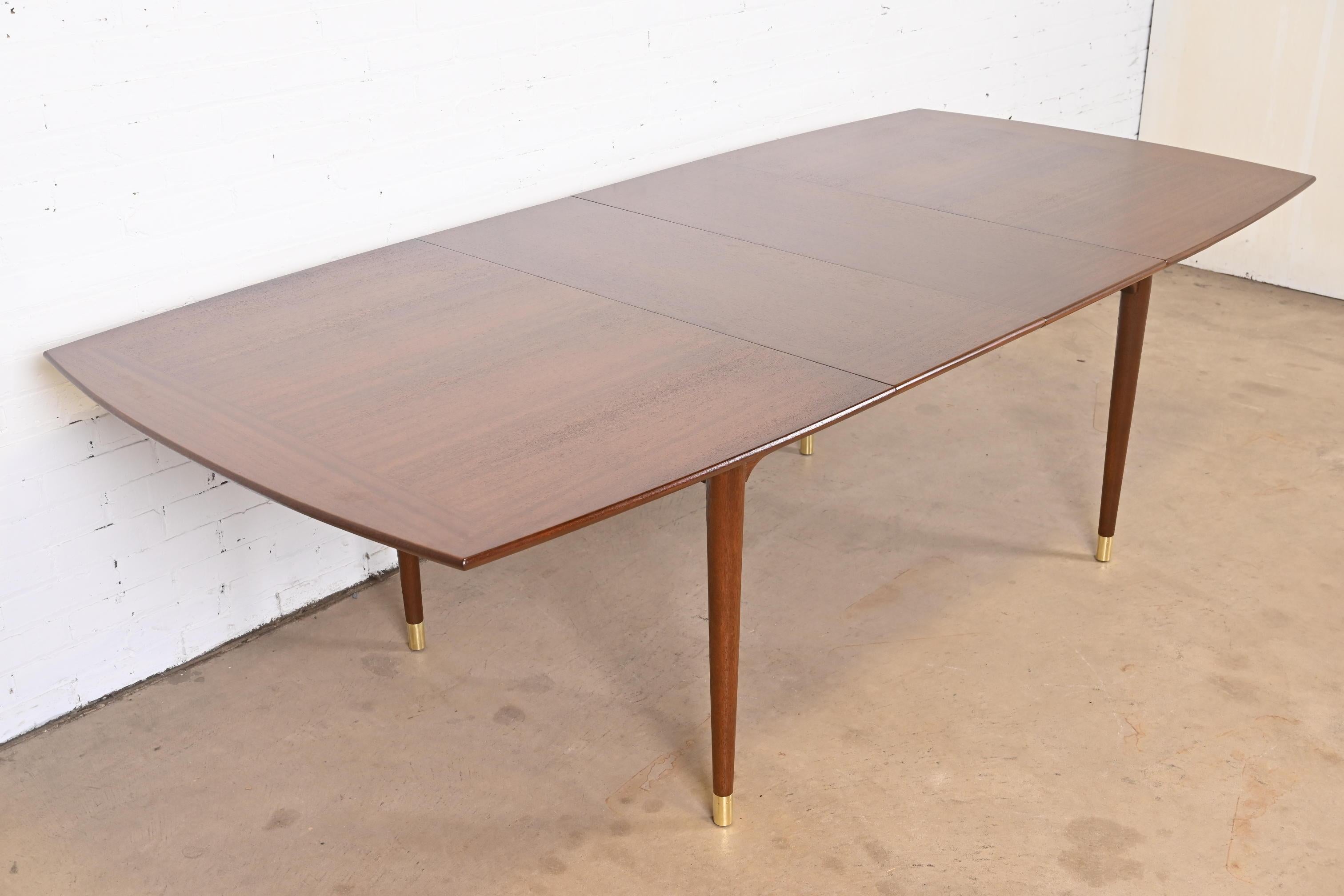 John Keal for Brown Saltman Mid-Century Modern Mahogany Dining Table, Refinished In Good Condition In South Bend, IN