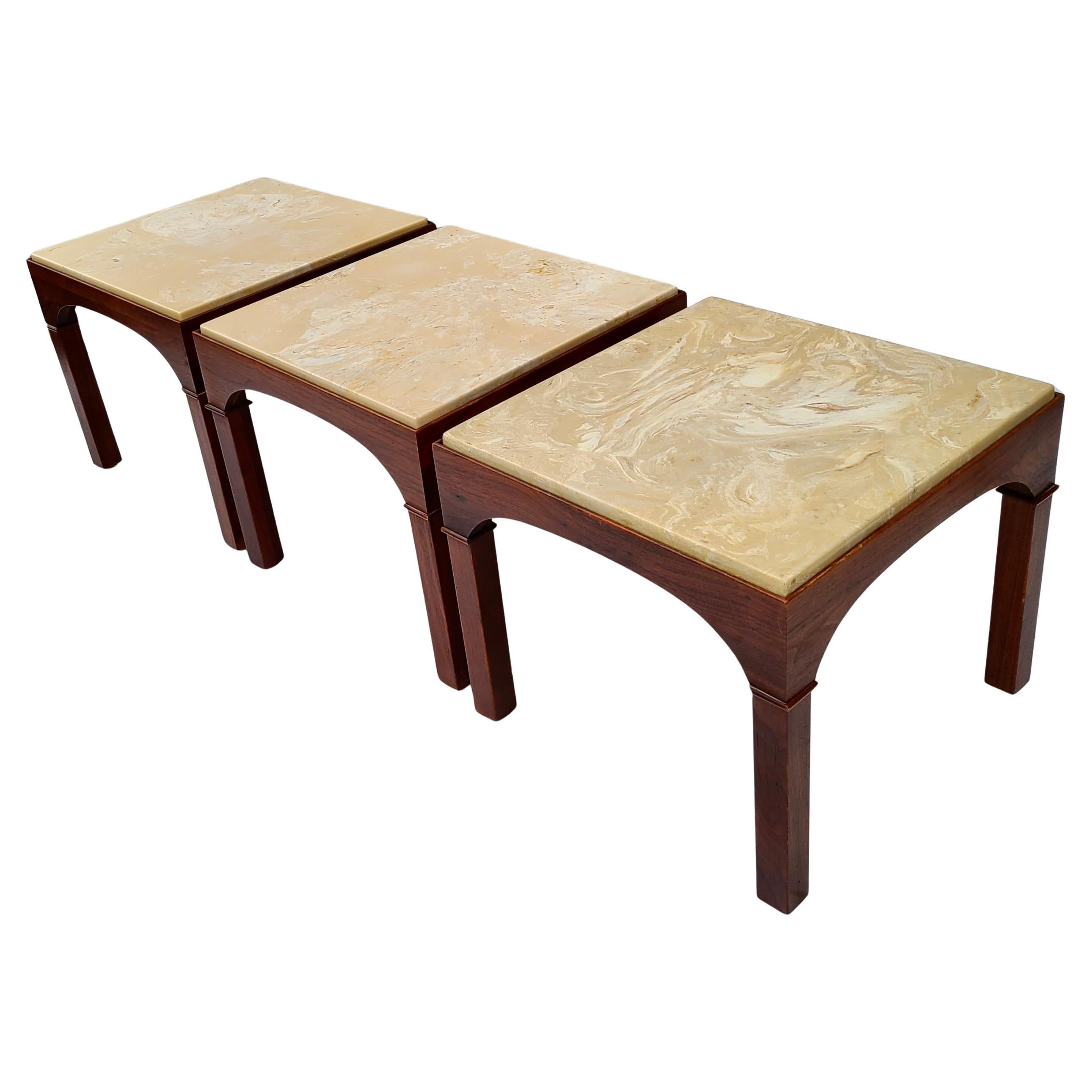 Ensemble de 3 tables d'appoint cubiques John Keal pour Brown Saltman en vente 1