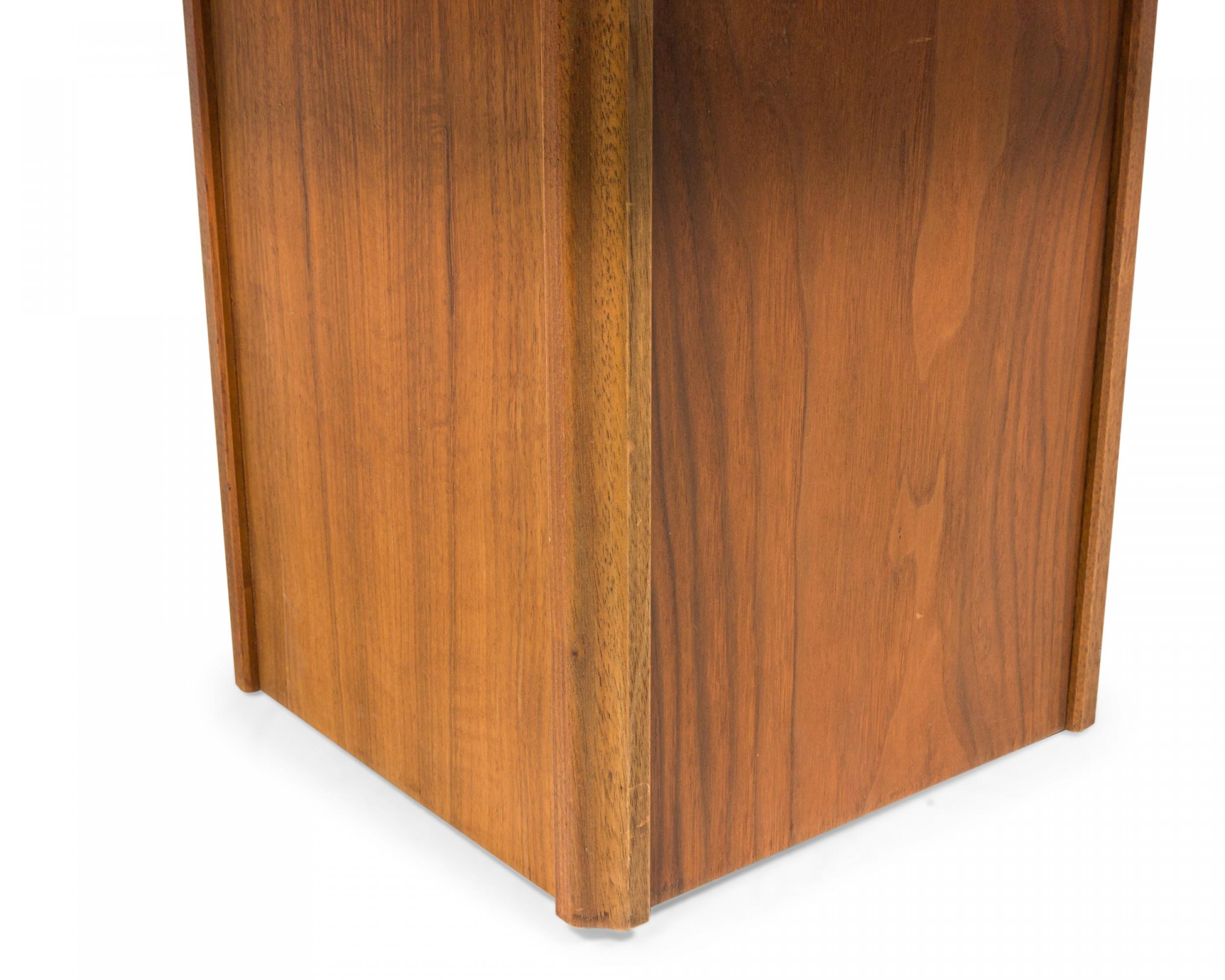 John Keal Mid-Century Square Reverse Painted Glass and Walnut End / Side Tables For Sale 3