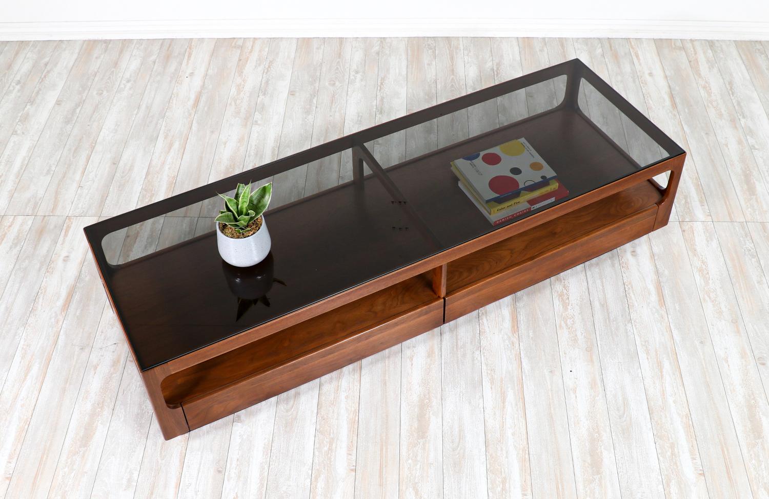 Expertly Restored -John Keal Smoke Glass & Walnut Coffee Table for Brown Saltman In Excellent Condition For Sale In Los Angeles, CA