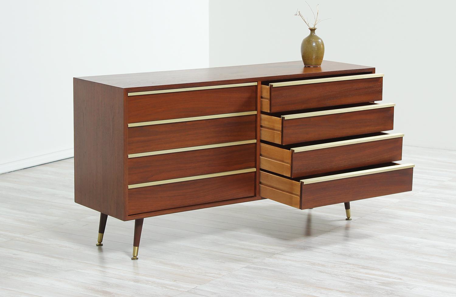 John Keal Walnut and Brass Dresser for Brown Saltman In Excellent Condition In Los Angeles, CA