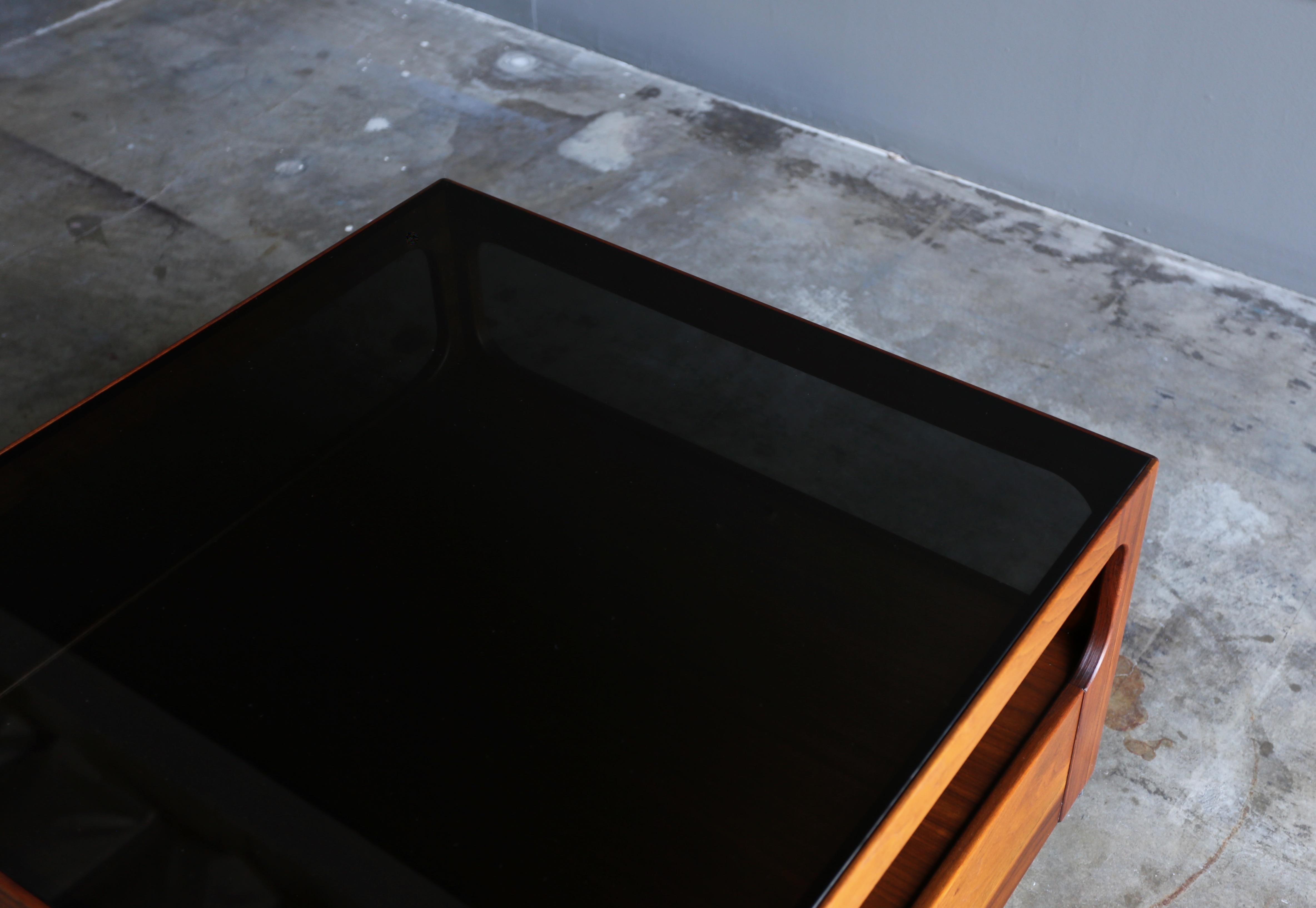 John Keal Walnut & Smoked Glass Table for Brown Saltman, circa 1960 In Good Condition In San Juan Capistrano, CA
