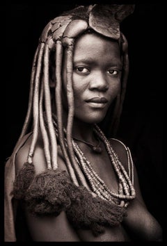 Karepo Nawa von John Kenny.  26.5 x 18" Porträtfoto mit Acryl-Gesichtshalterung