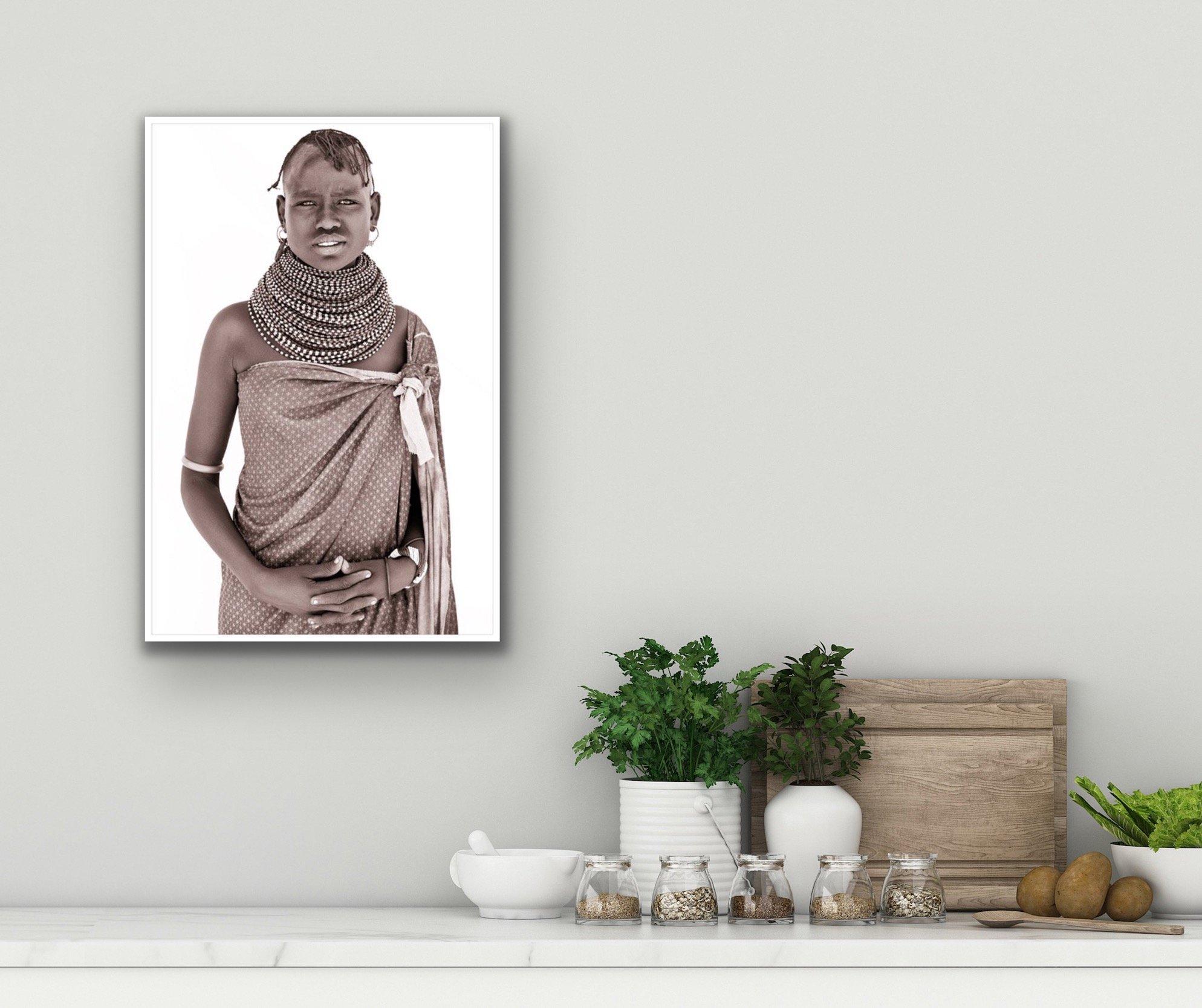 Lokope de John Kenny.  Photo de portrait de 36 x 24 pouces avec peinture de visage en acrylique 2011 en vente 2