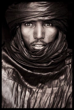 Tuareg Vision of Intensity von John Kenny. Porträt, ungefasster C-förmiger Druck