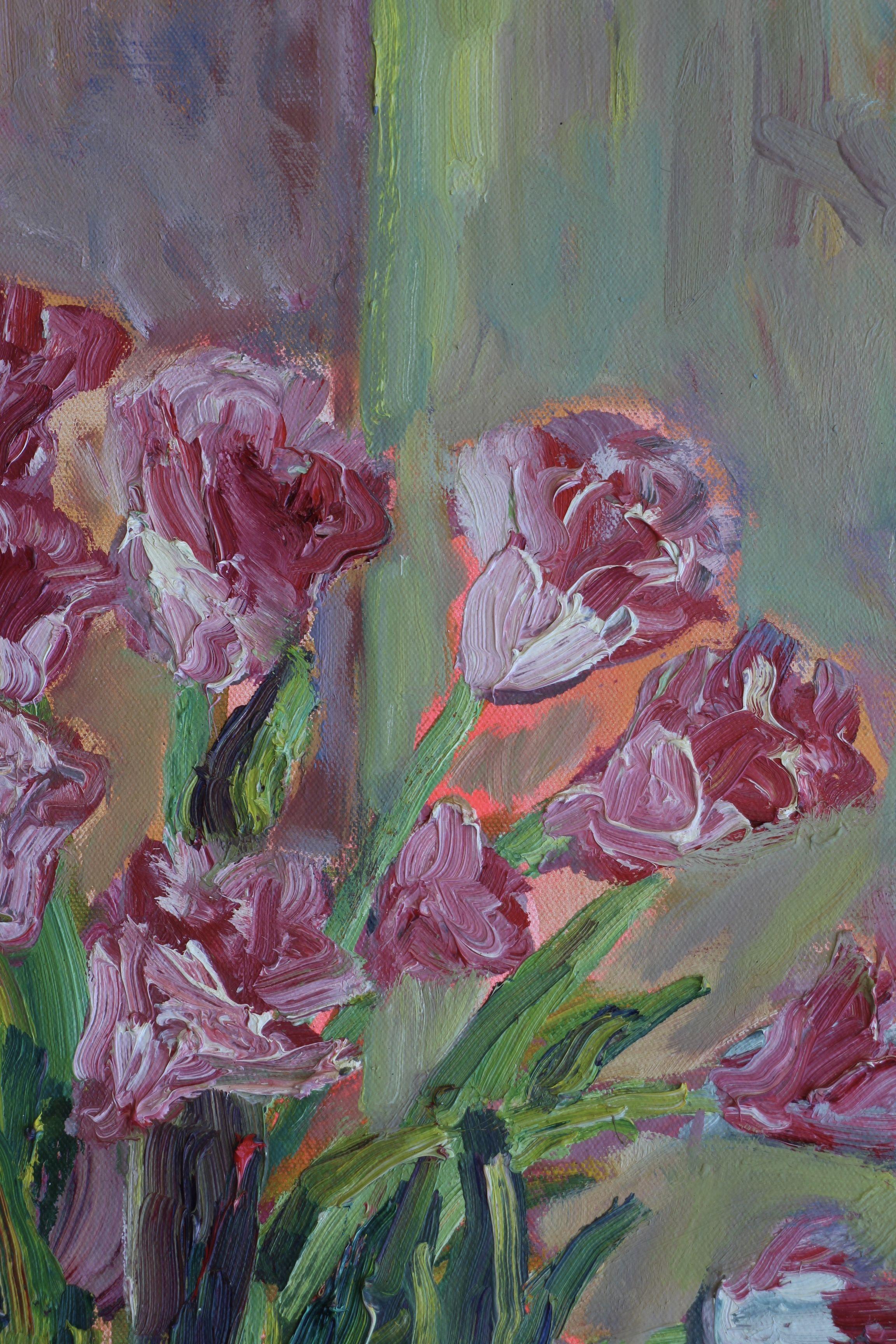 Peinture, huile sur toile, tulipes dans un vase - Impressionnisme Painting par John Kilduff