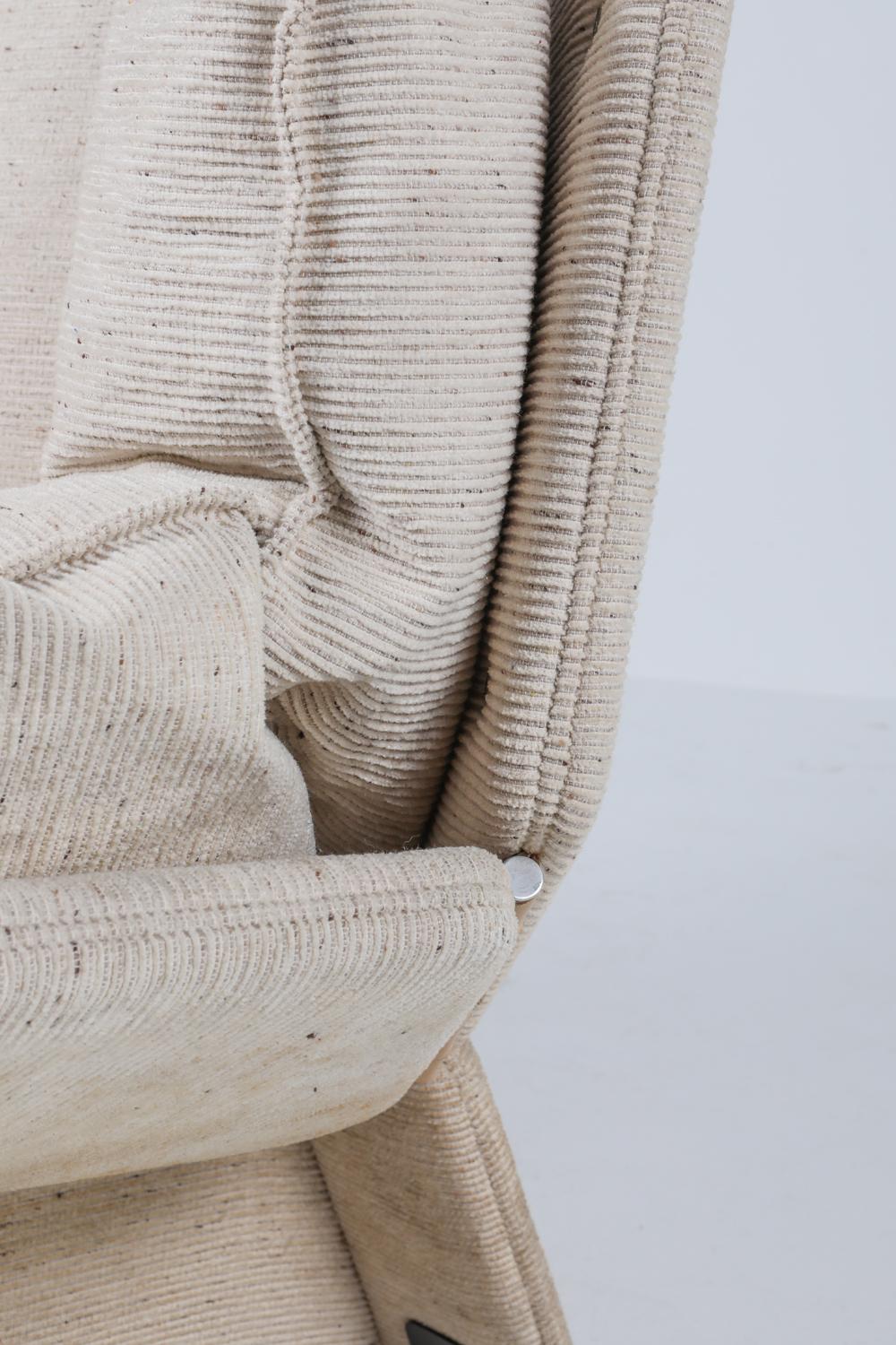 John Lautner Style Pair of Lounge Chairs in Cream Wool 6