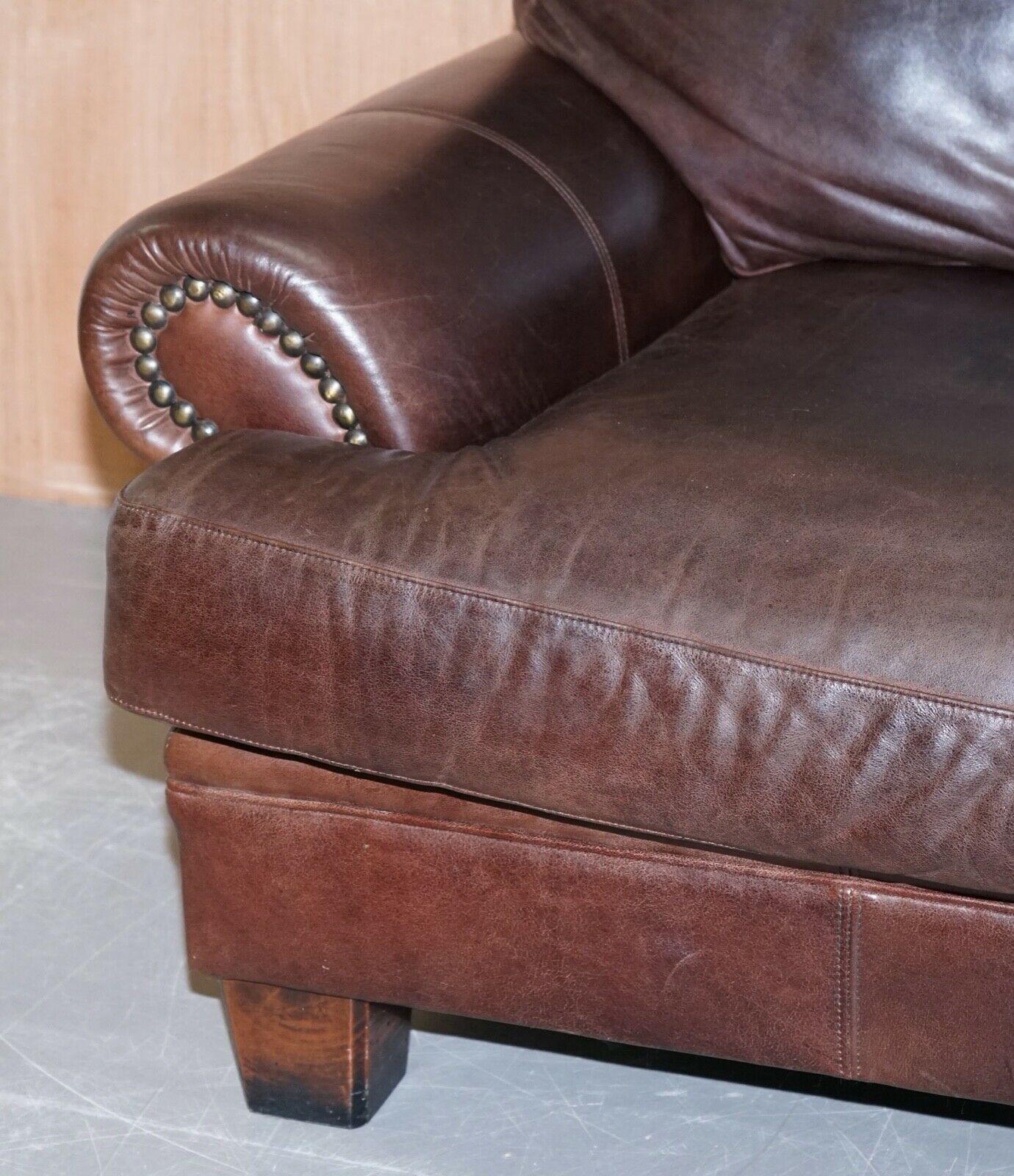 John Lewis Chartwell Brown Chocolate Three Seater Sofa with Studs on Arms In Good Condition In West Sussex, Pulborough
