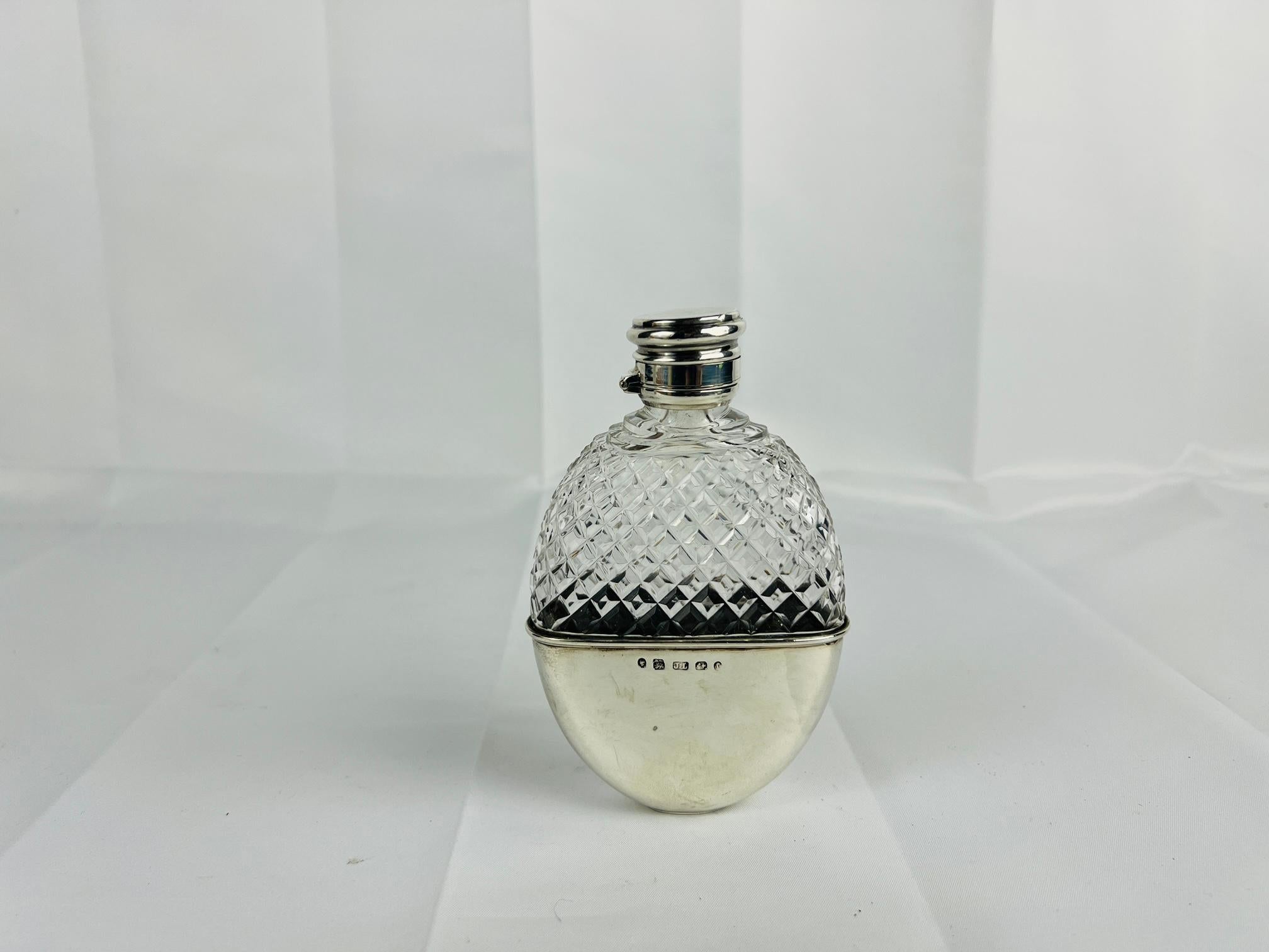 John Linegar Sterling Silver & Cut Glass Locking Hip Flask C. 1877 In Good Condition In Atlanta, GA