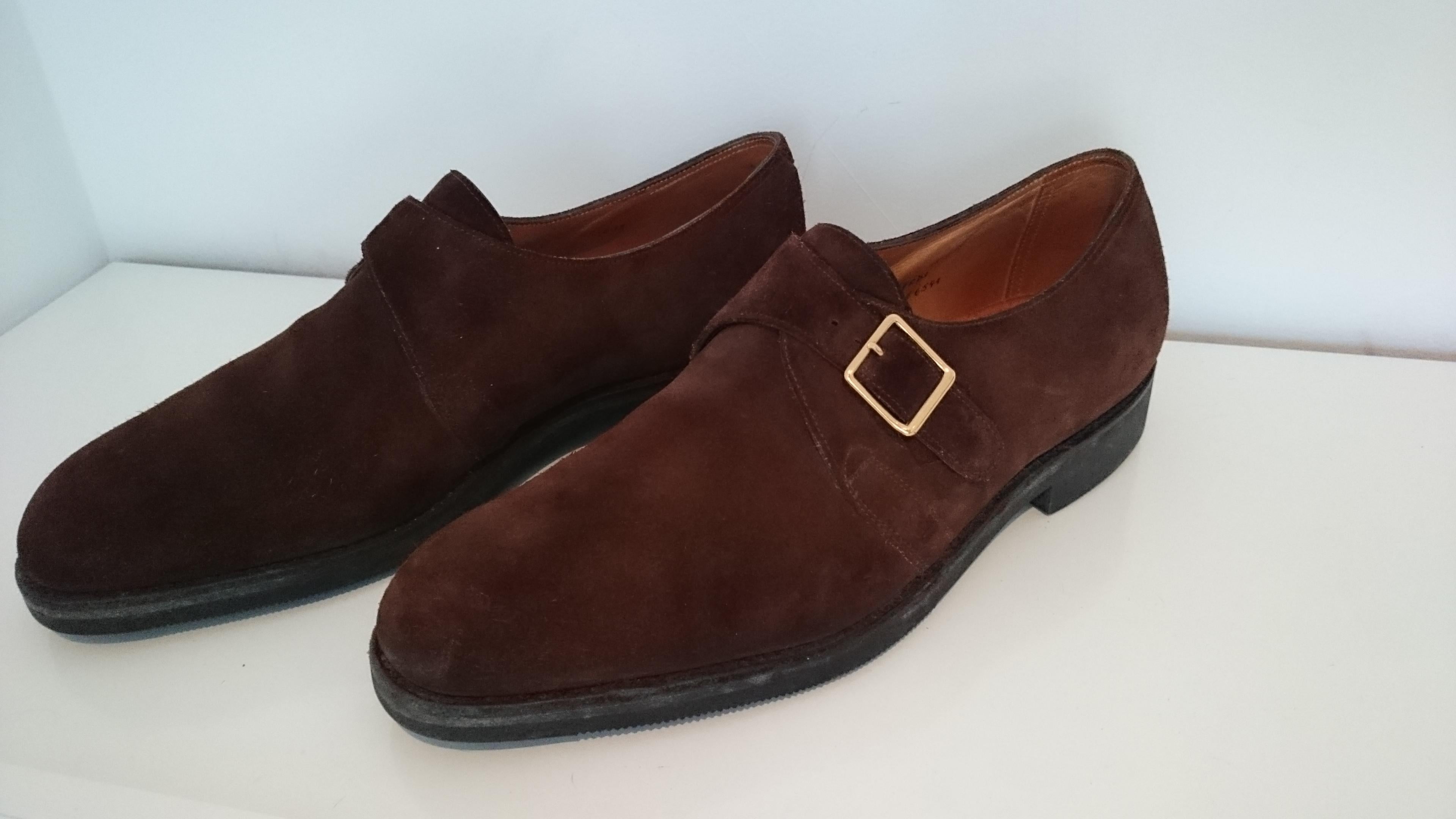 John Lobb Suede One-Strap Shoes.
Color: Brown
Great conditions.
Size: 41 1/2
Made in Great Britain