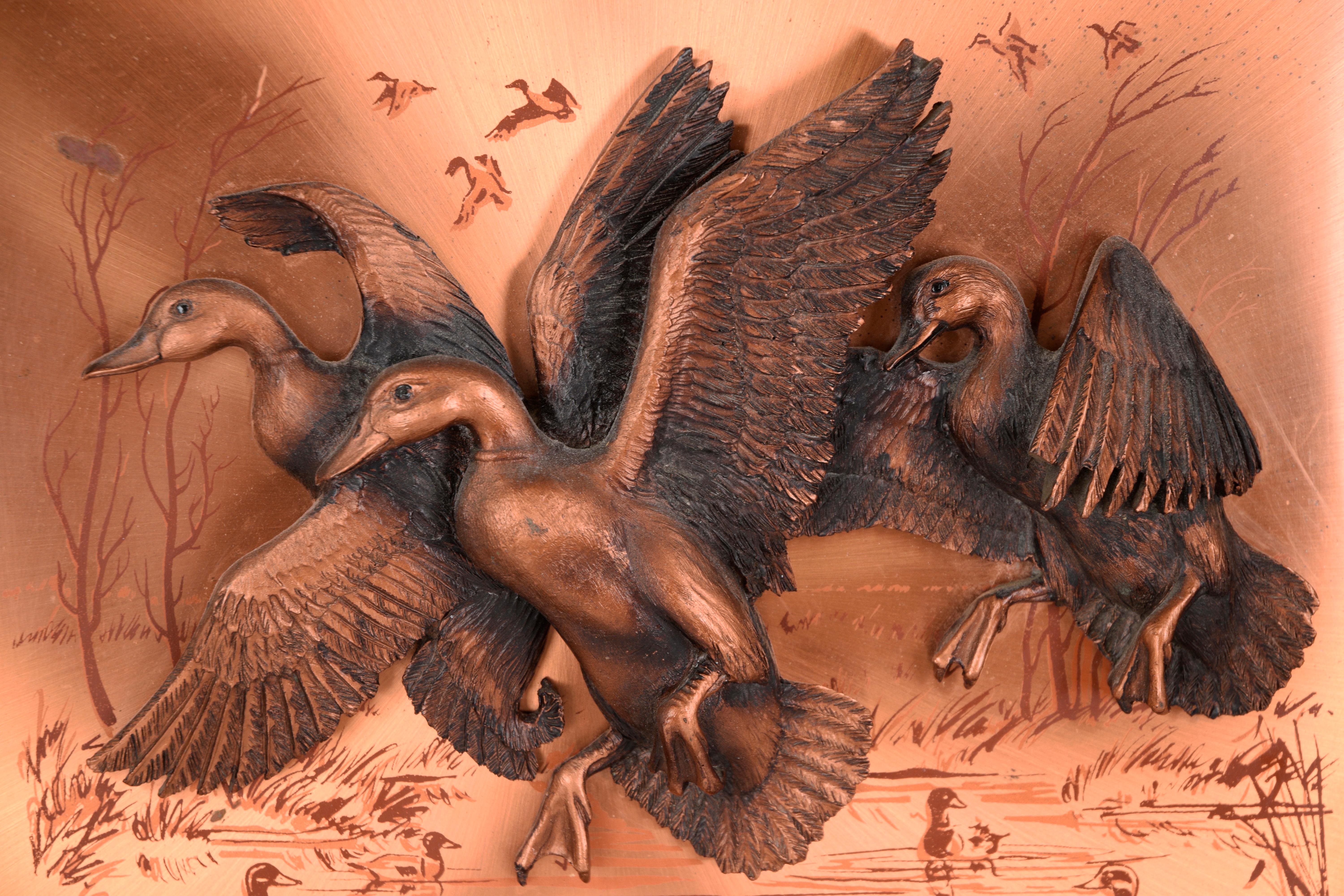 Tre anatre in volo - Scultura originale in rame 3D di John Louw 2
