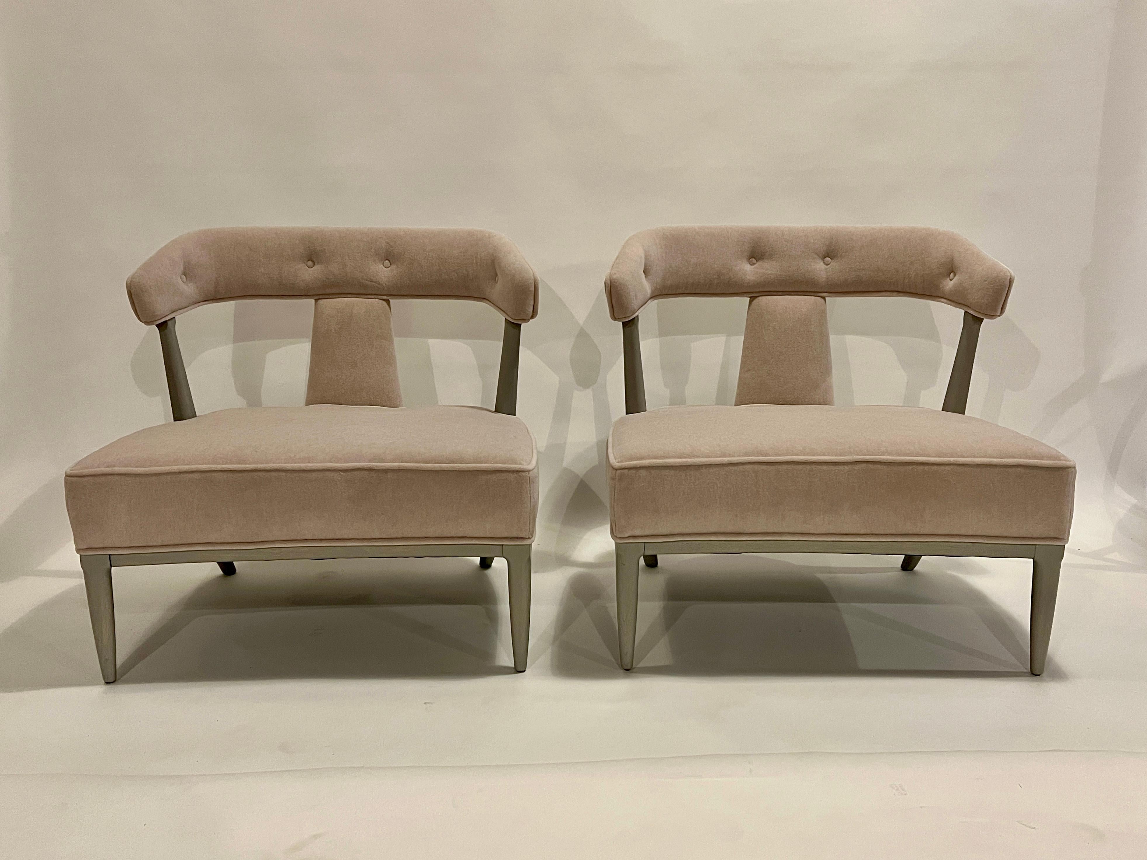 Rare pair of Hollywood Regency easy chairs designed by John Lubberts and Lamert Mulder for Tomlinson's 