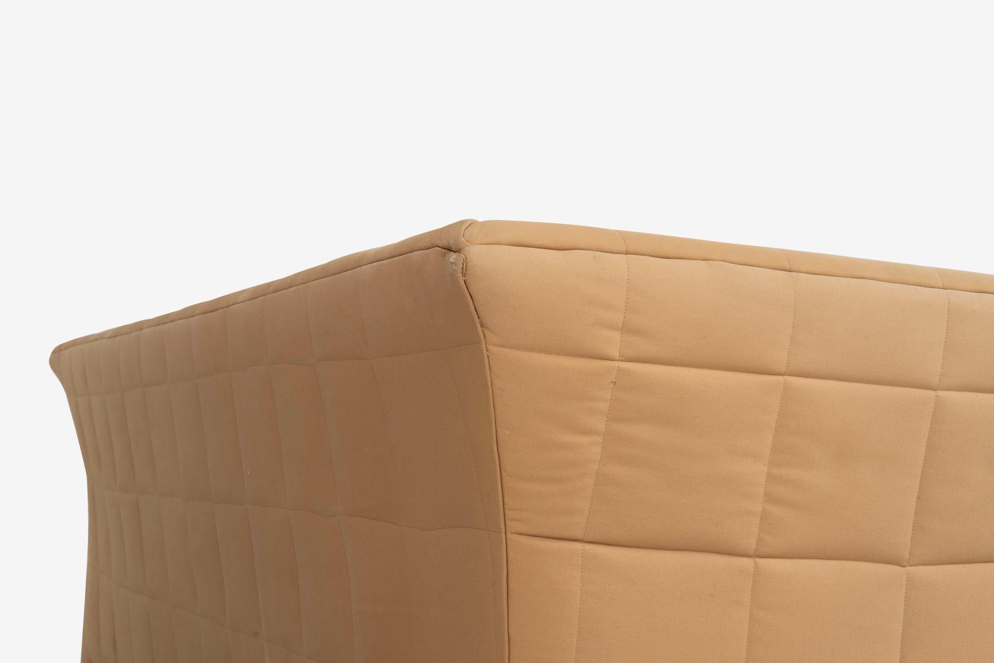 John Mascheroni for Swaim Furniture Quilted Tan Three Seat Sofa 1970's im Angebot 2